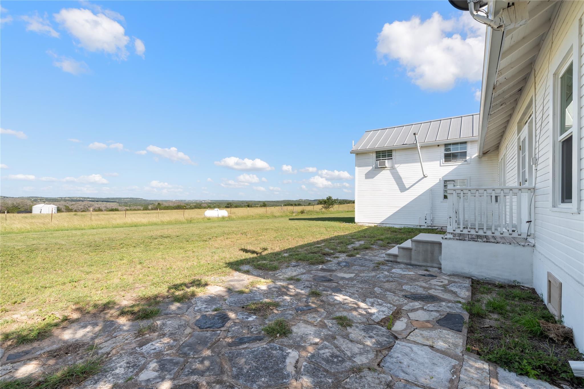 1649 Schumann Rd, Stonewall, TX 78671
