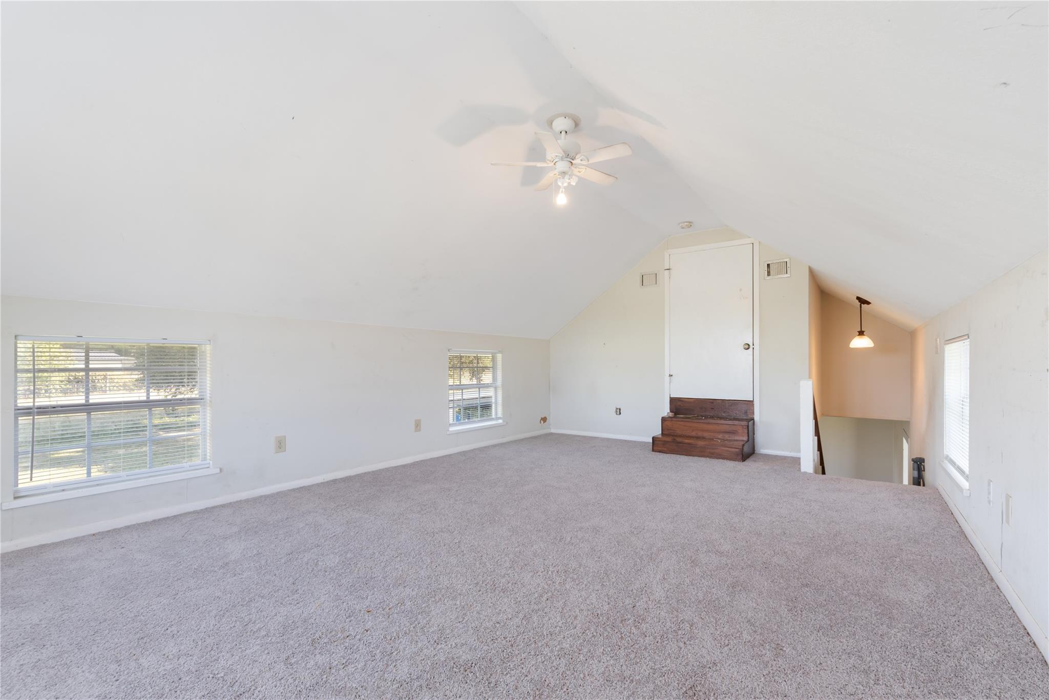 1649 Schumann Rd, Stonewall, TX 78671