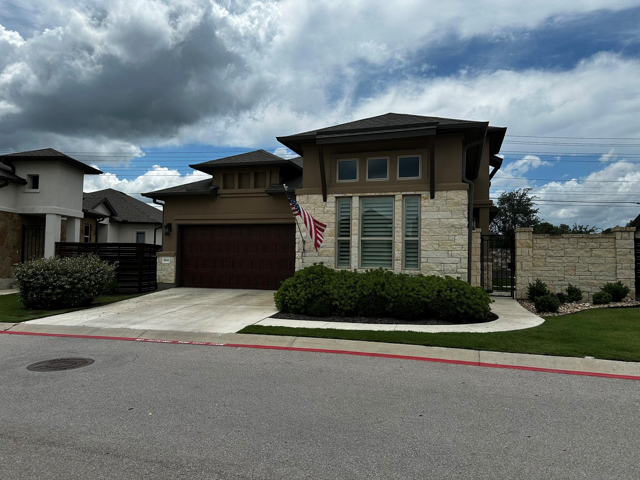904 Indian Hawthornee Dr, Georgetown, TX 78628
