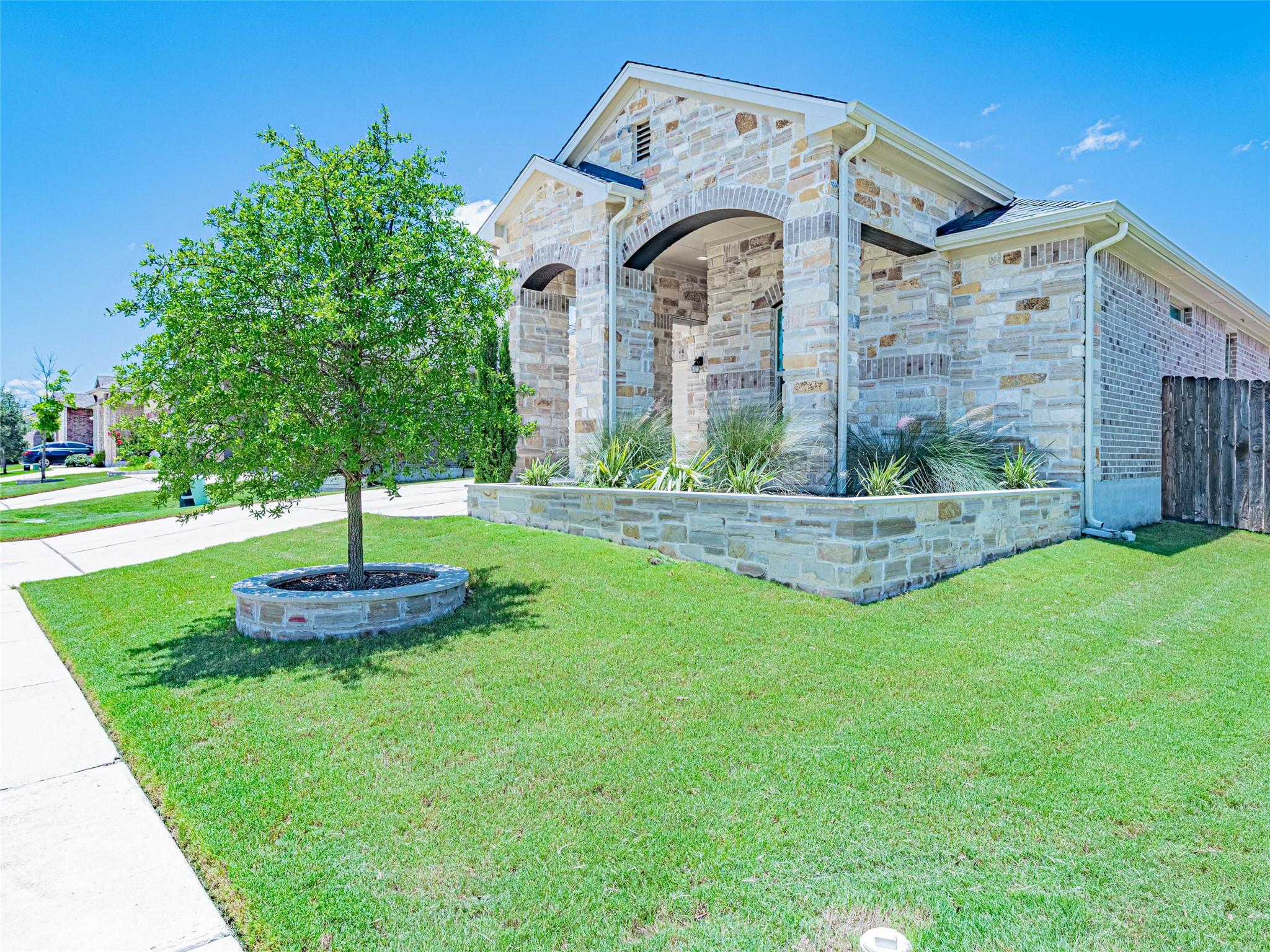 18212 Anicio Gallo Dr, Pflugerville, TX 78660