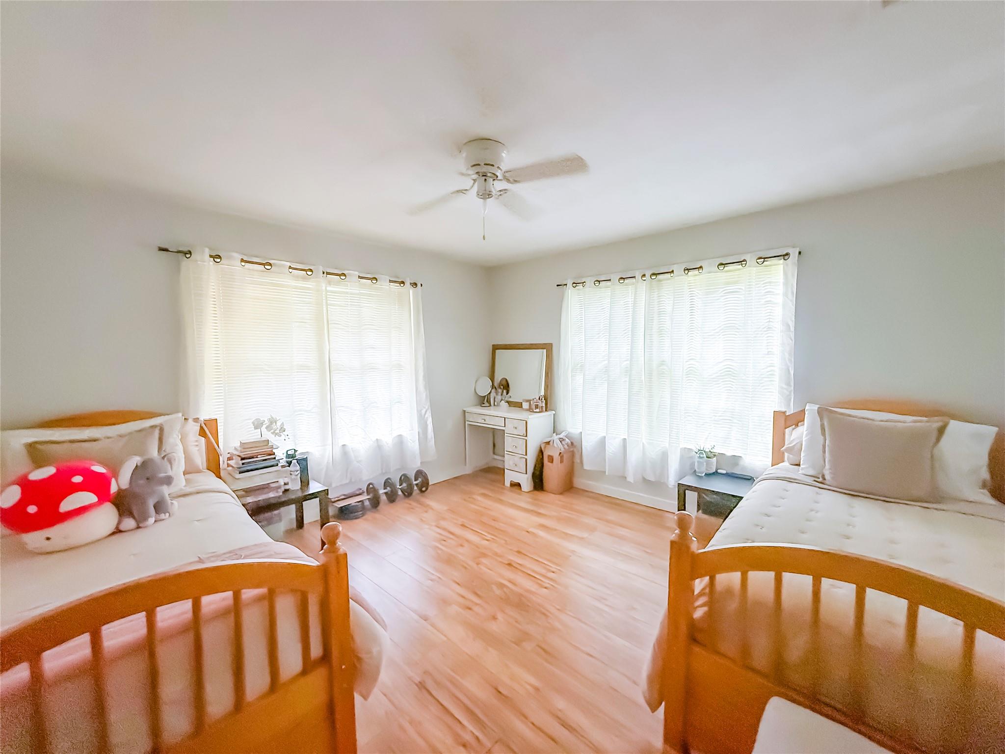 424 Burns St, Lexington, TX 78947