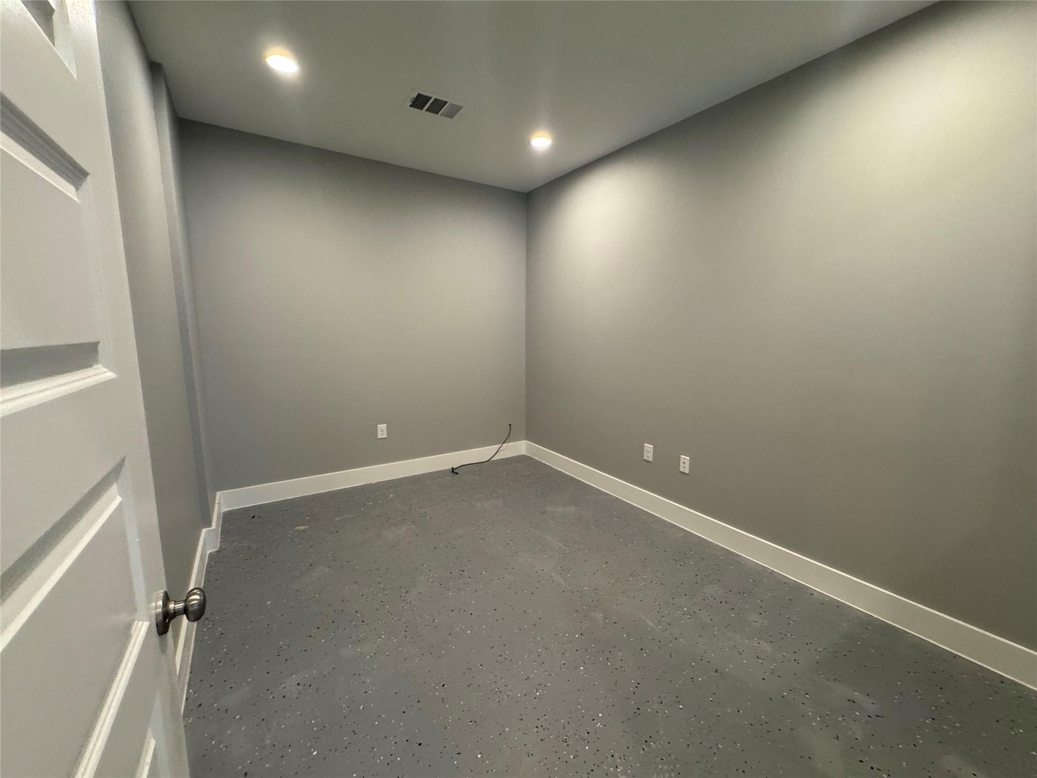 1122 Swenson (Suite E) Blvd, Elgin, TX 78621