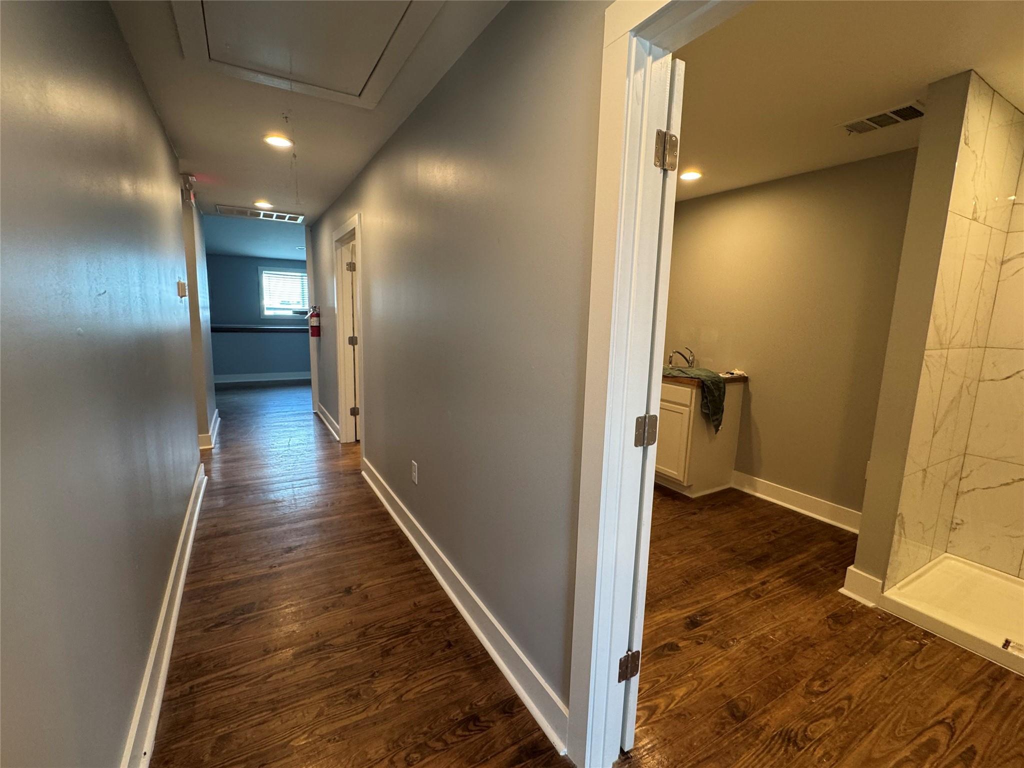 1122 Swenson (Suite E) Blvd, Elgin, TX 78621