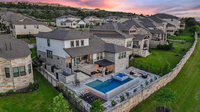 402 San Donato Dr, Austin, TX 78738