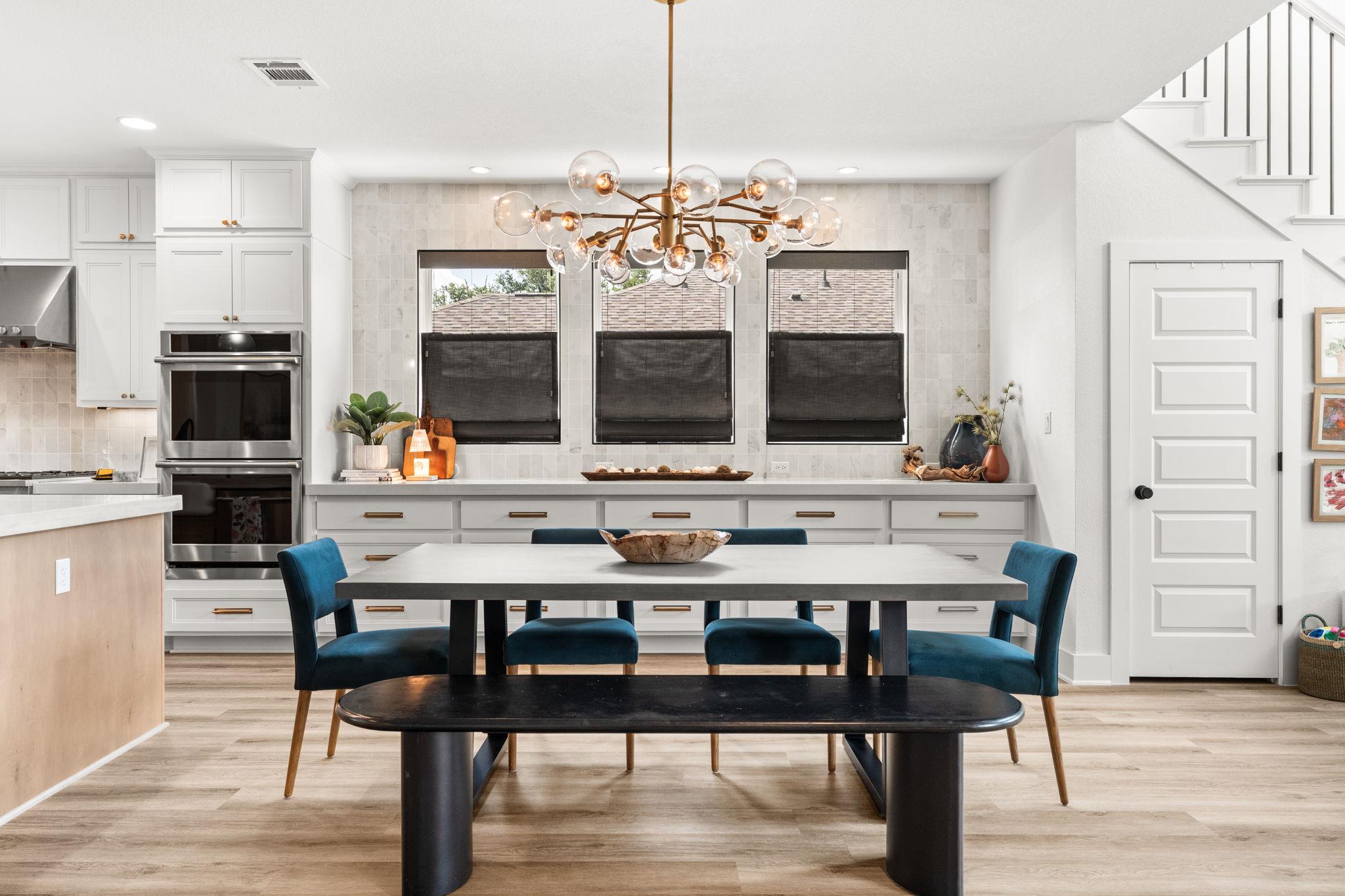 518 Toyah Dr, Dripping Springs, TX 78620