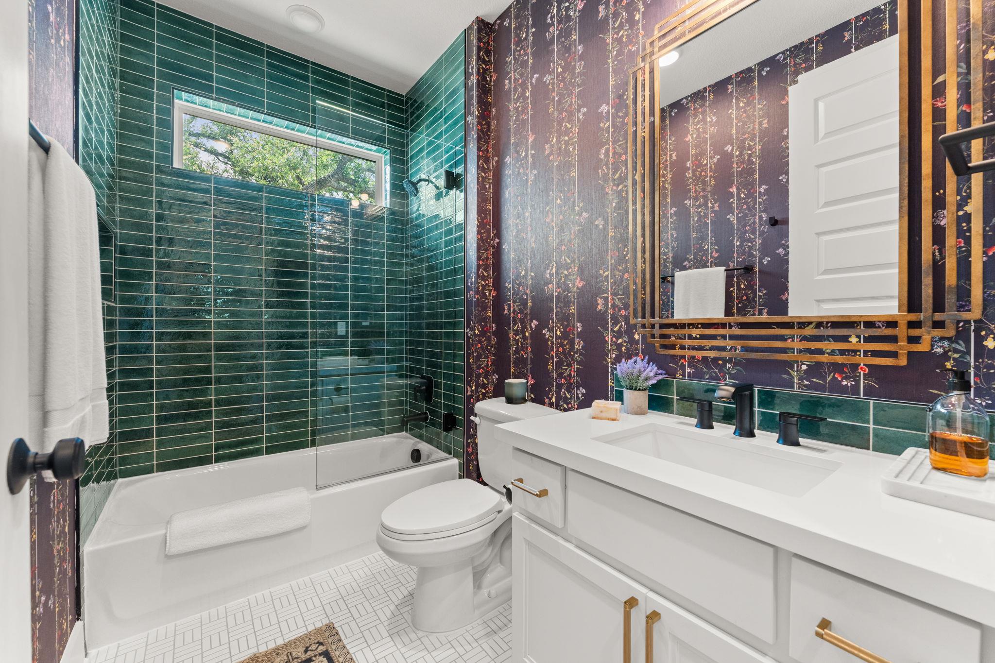 518 Toyah Dr, Dripping Springs, TX 78620