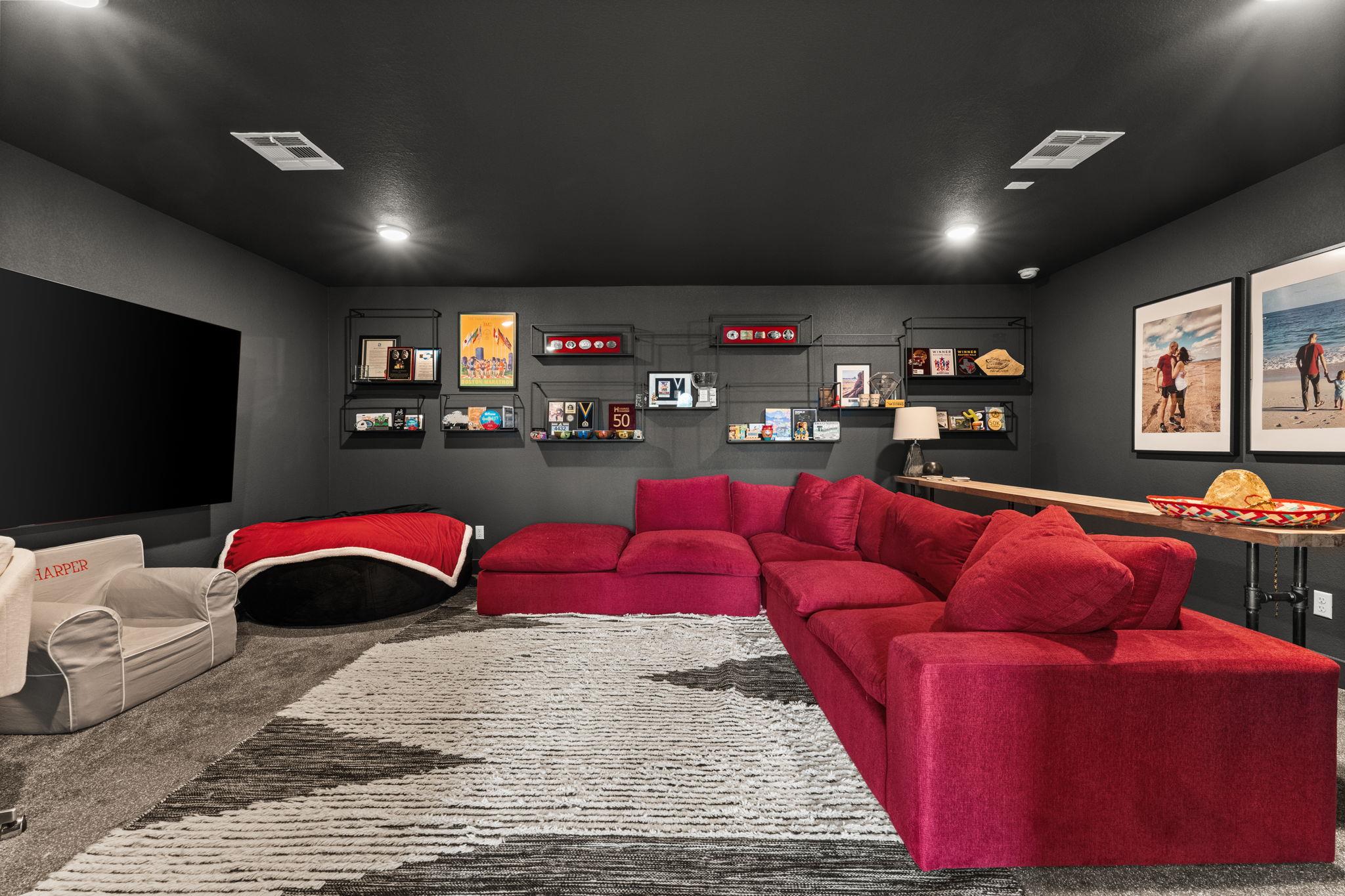 518 Toyah Dr, Dripping Springs, TX 78620