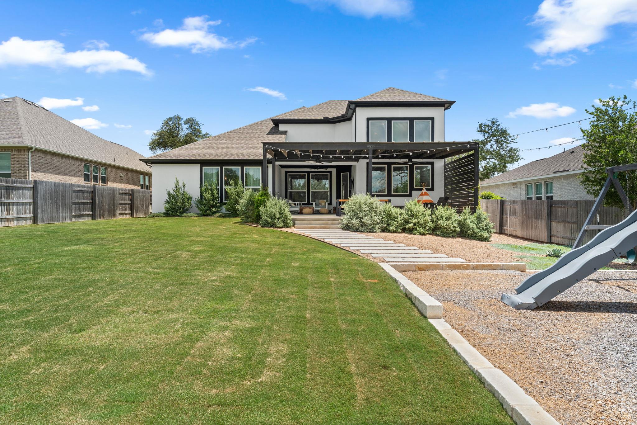 518 Toyah Dr, Dripping Springs, TX 78620