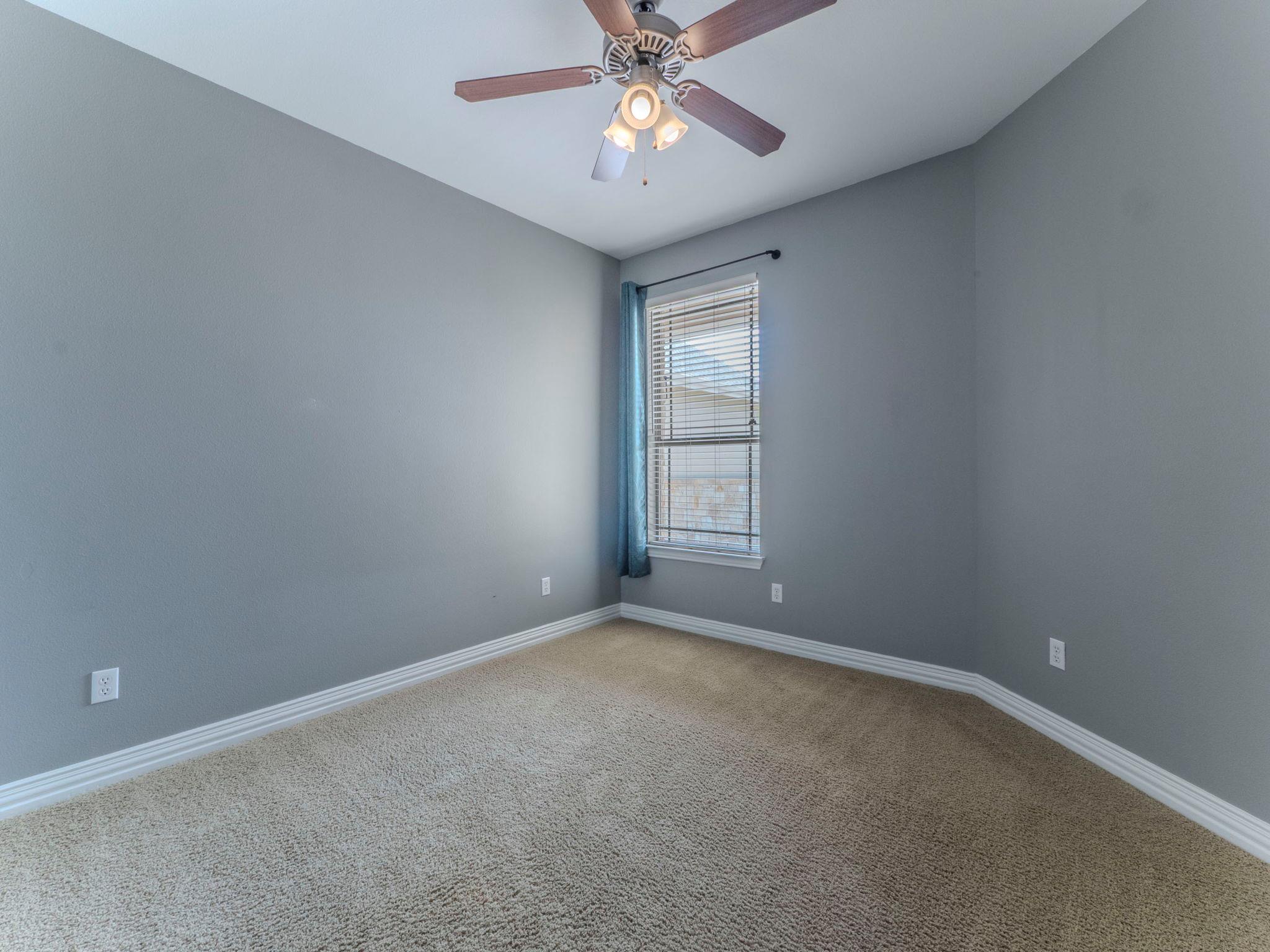 100 N Meadowlark St, Lakeway, TX 78734