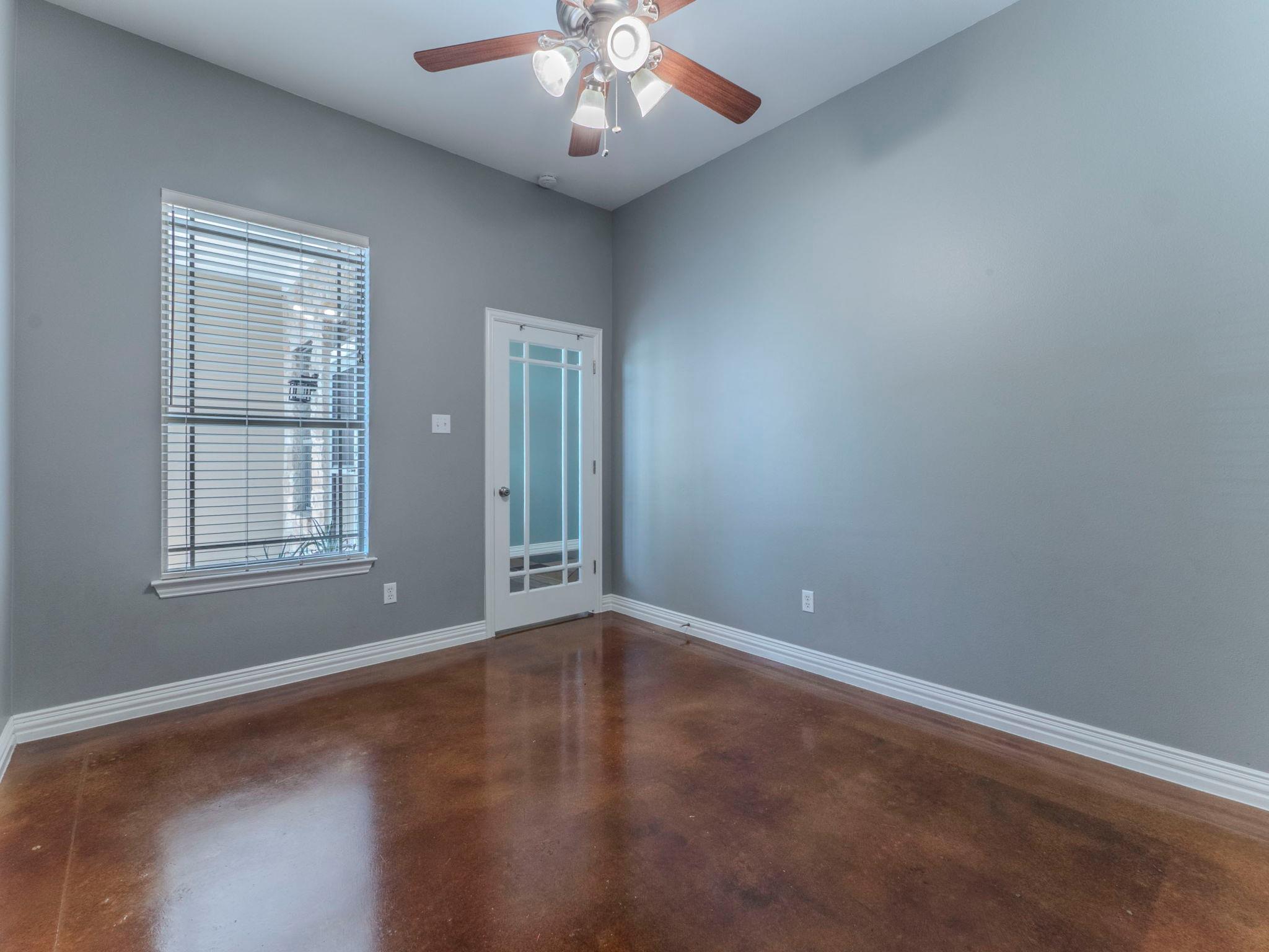 100 N Meadowlark St, Lakeway, TX 78734
