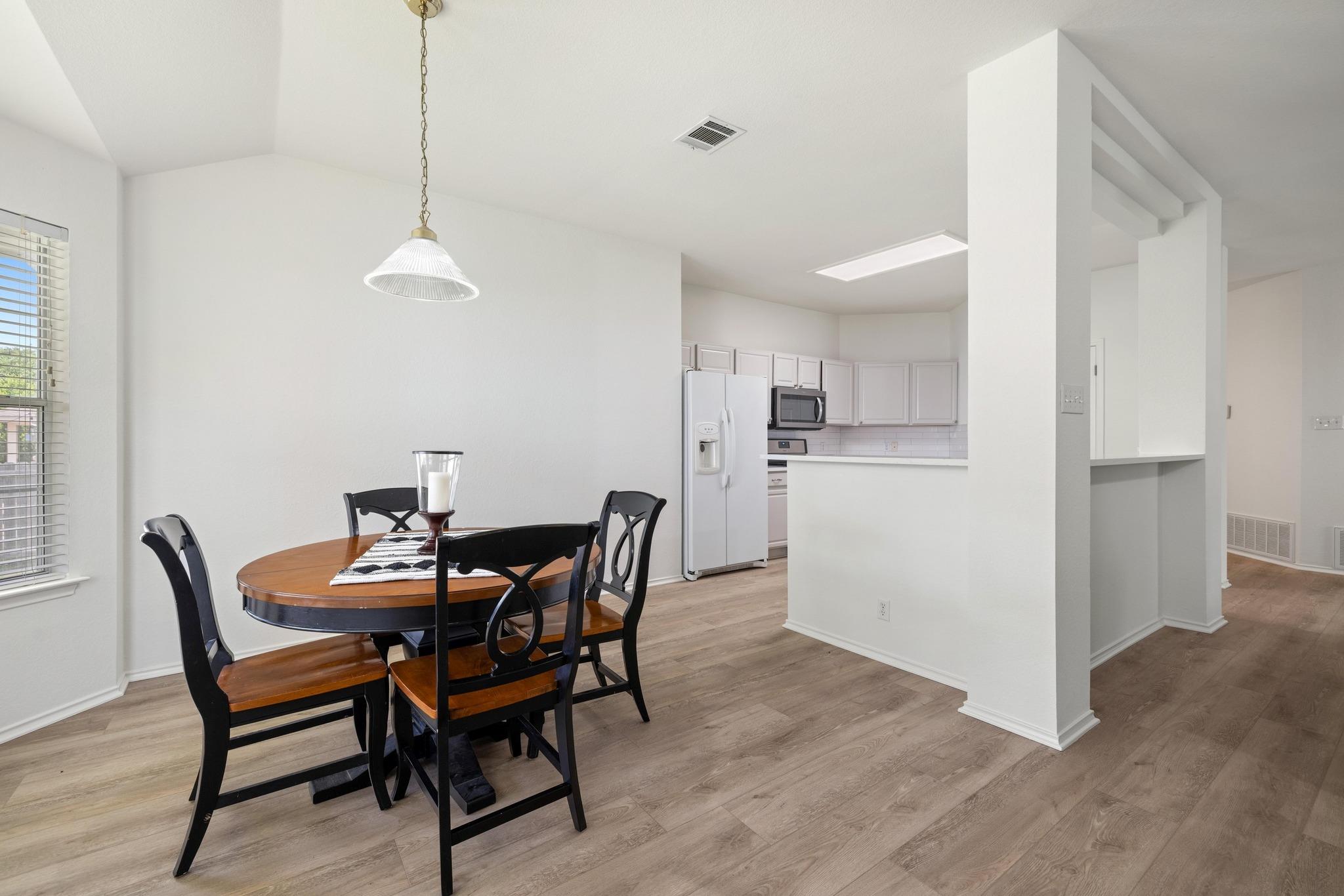 1643 Abbey Ln, Cedar Park, TX 78613