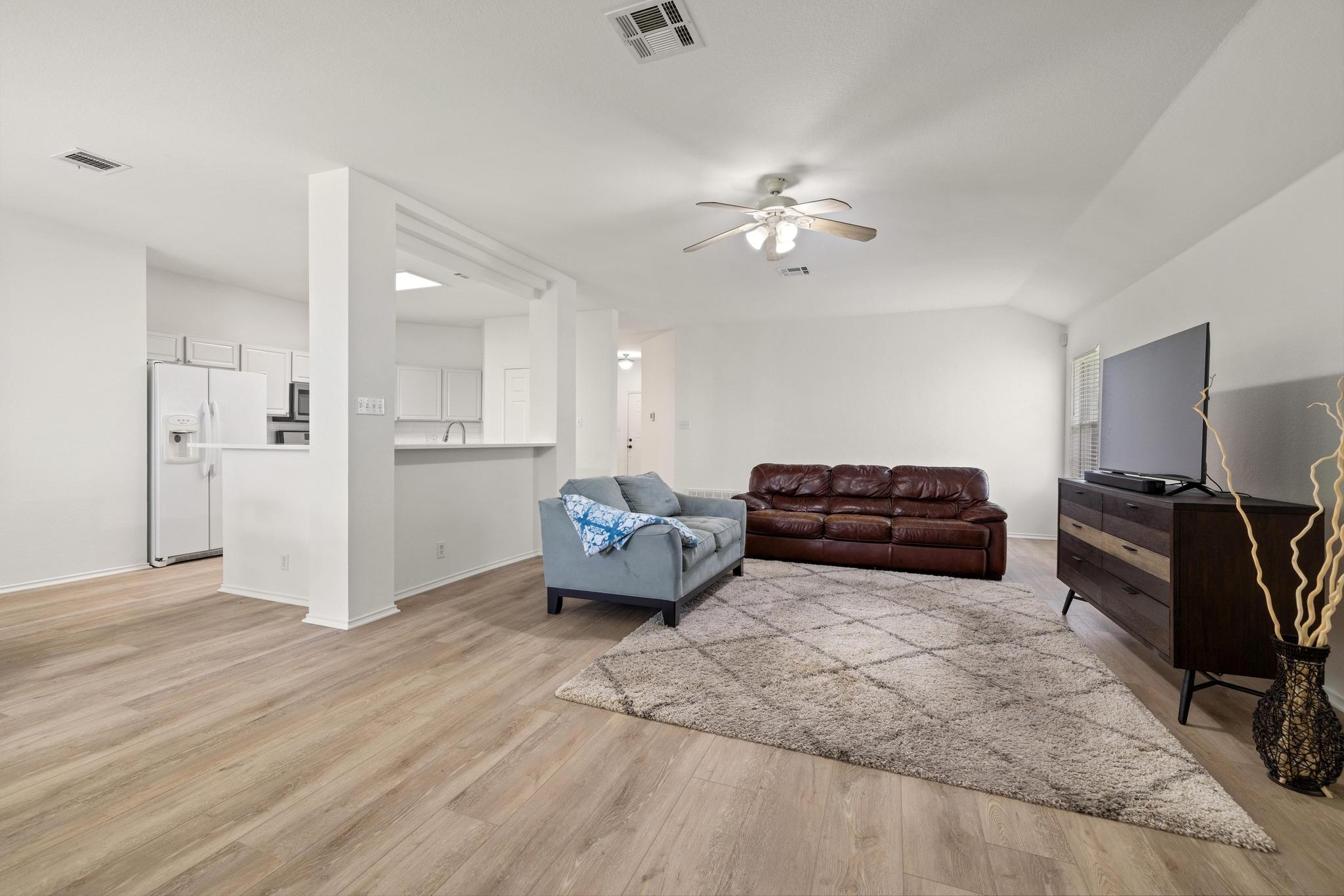 1643 Abbey Ln, Cedar Park, TX 78613