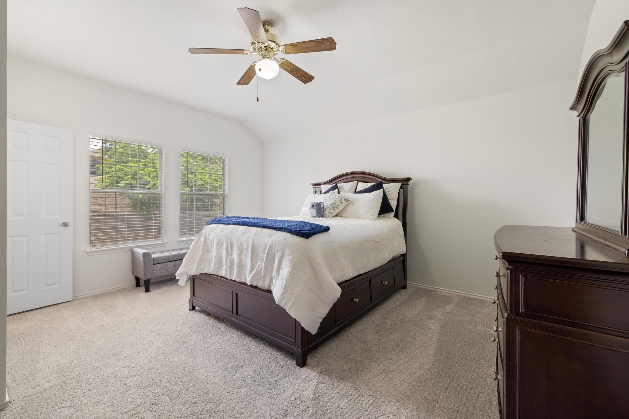 1643 Abbey Ln, Cedar Park, TX 78613