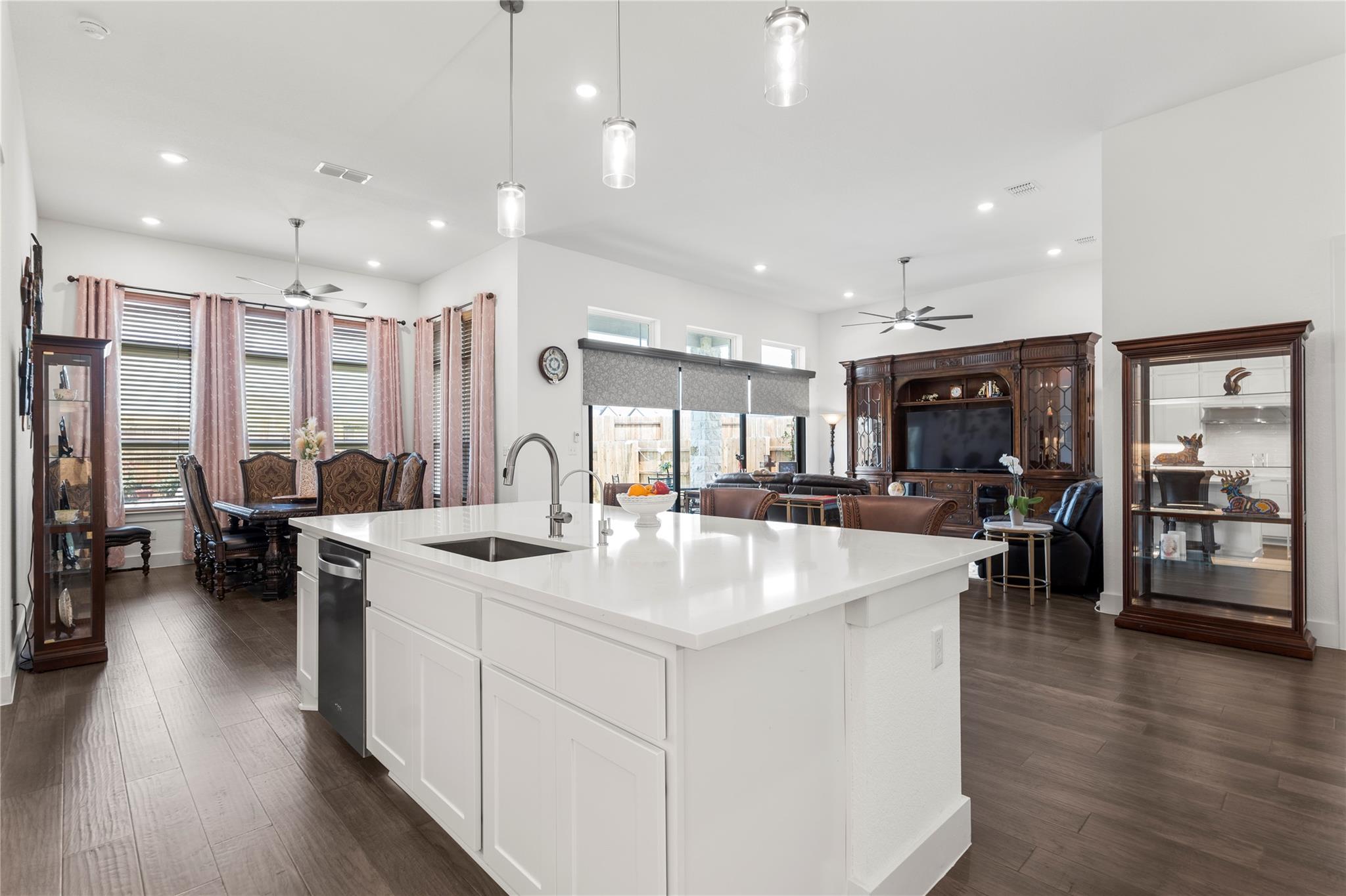 104 Serenity Hills Dr, Georgetown, TX 78628