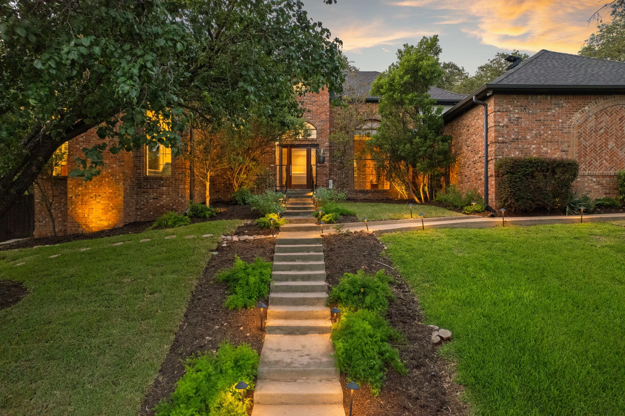 5301 Backtrail Dr, Austin, TX 78731