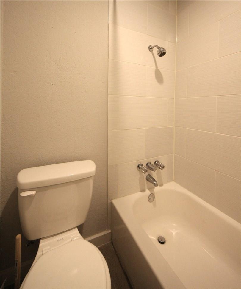 1600 West Ave # 16, Austin, TX 78701