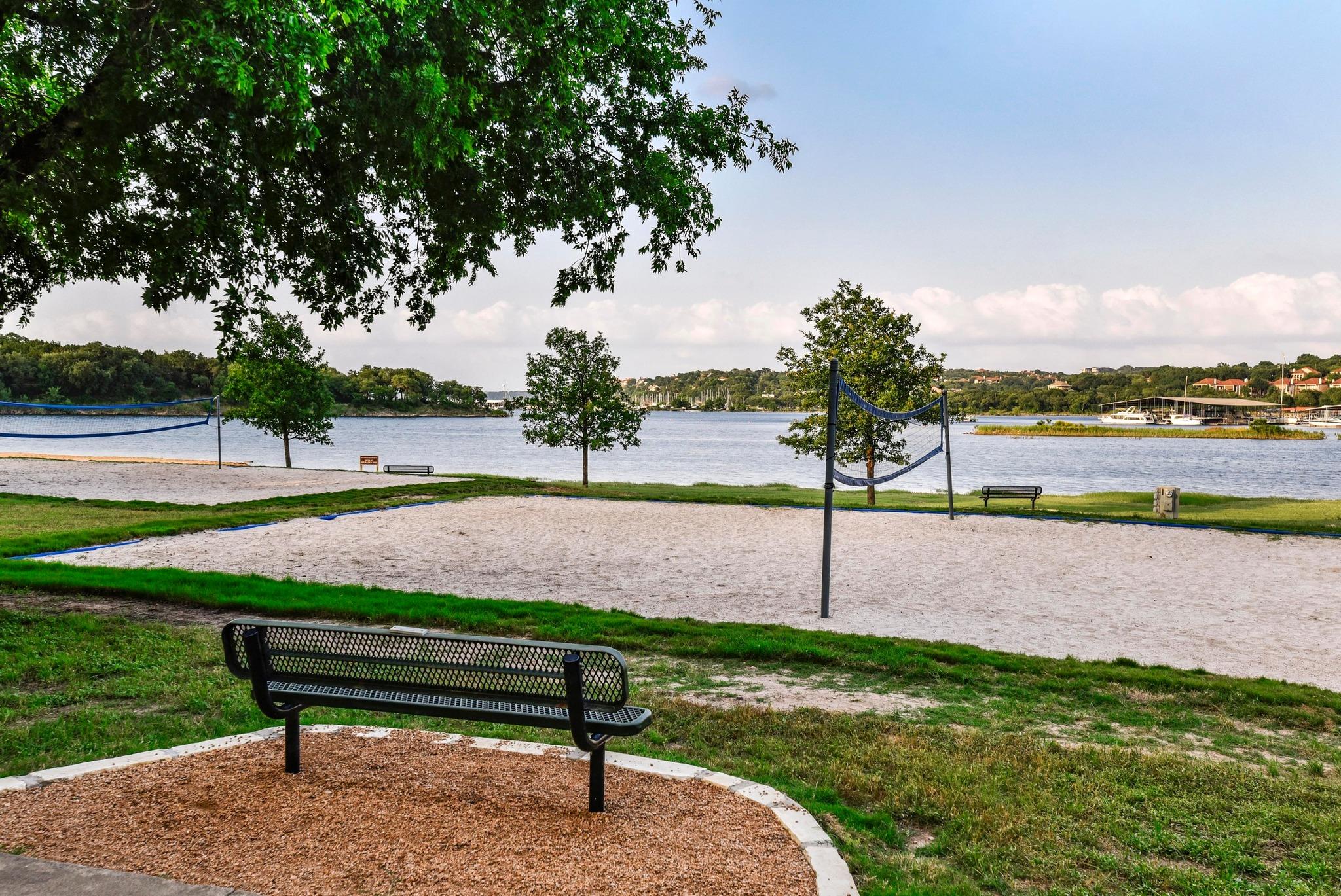 501 Flamingo Blvd, Lakeway, TX 78734