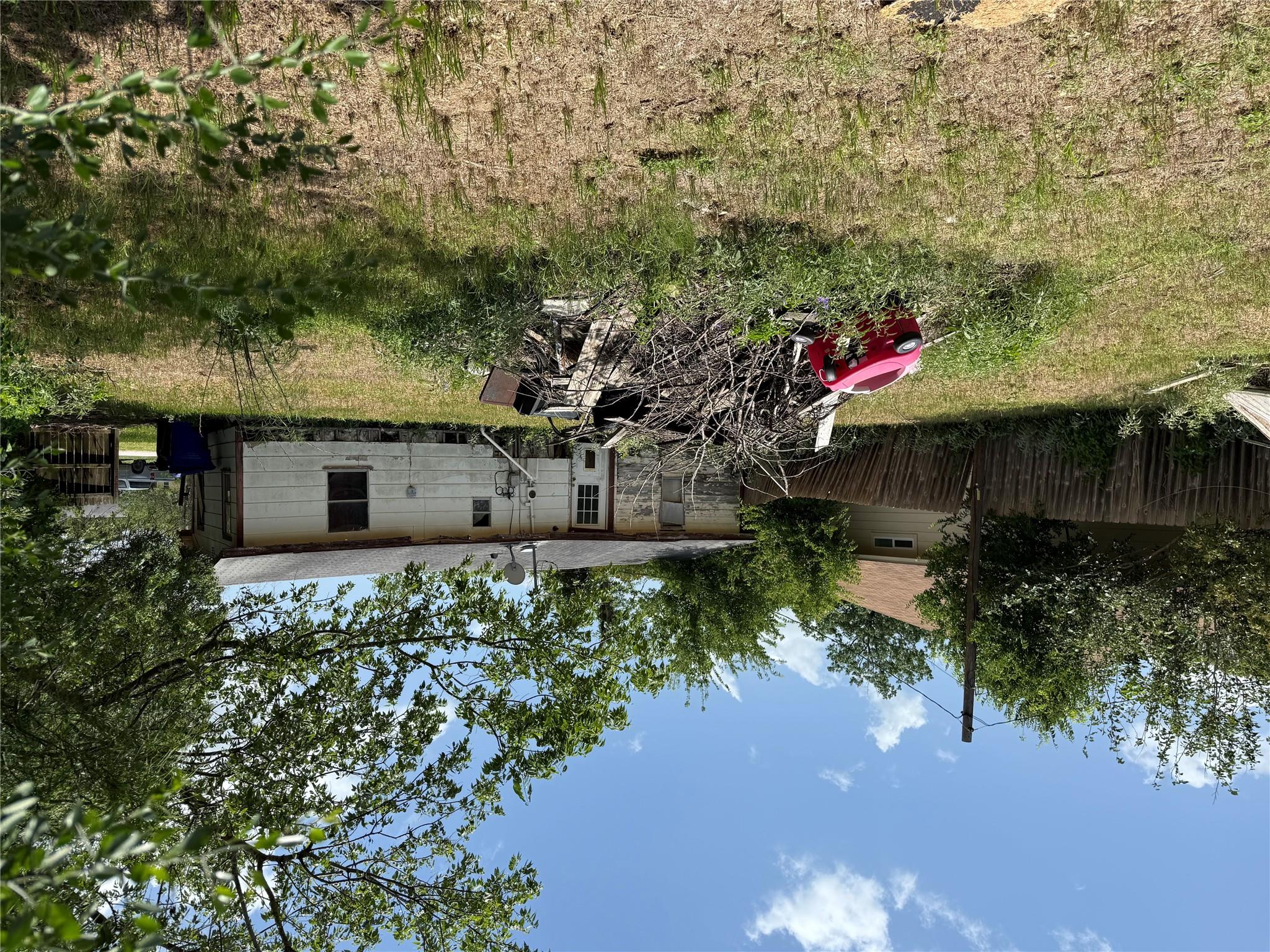 207 W TOWNES St, Manor, TX 78653