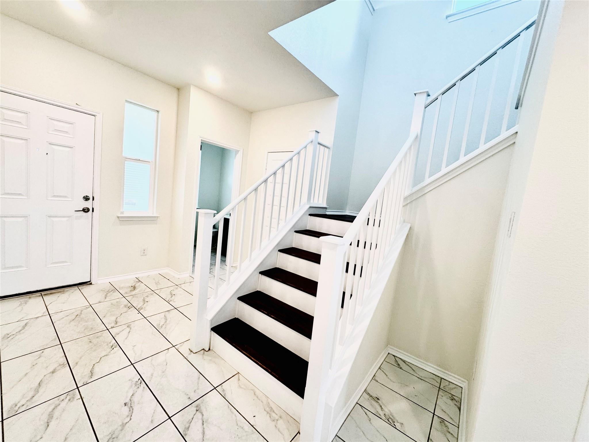 2016 Fretboard St, Round Rock, TX 78664