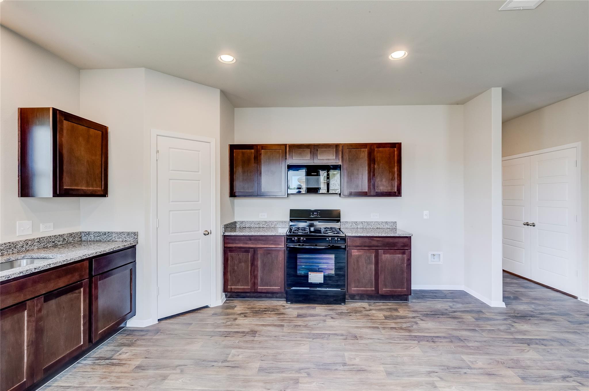 274 Jade St, Maxwell, TX 78656