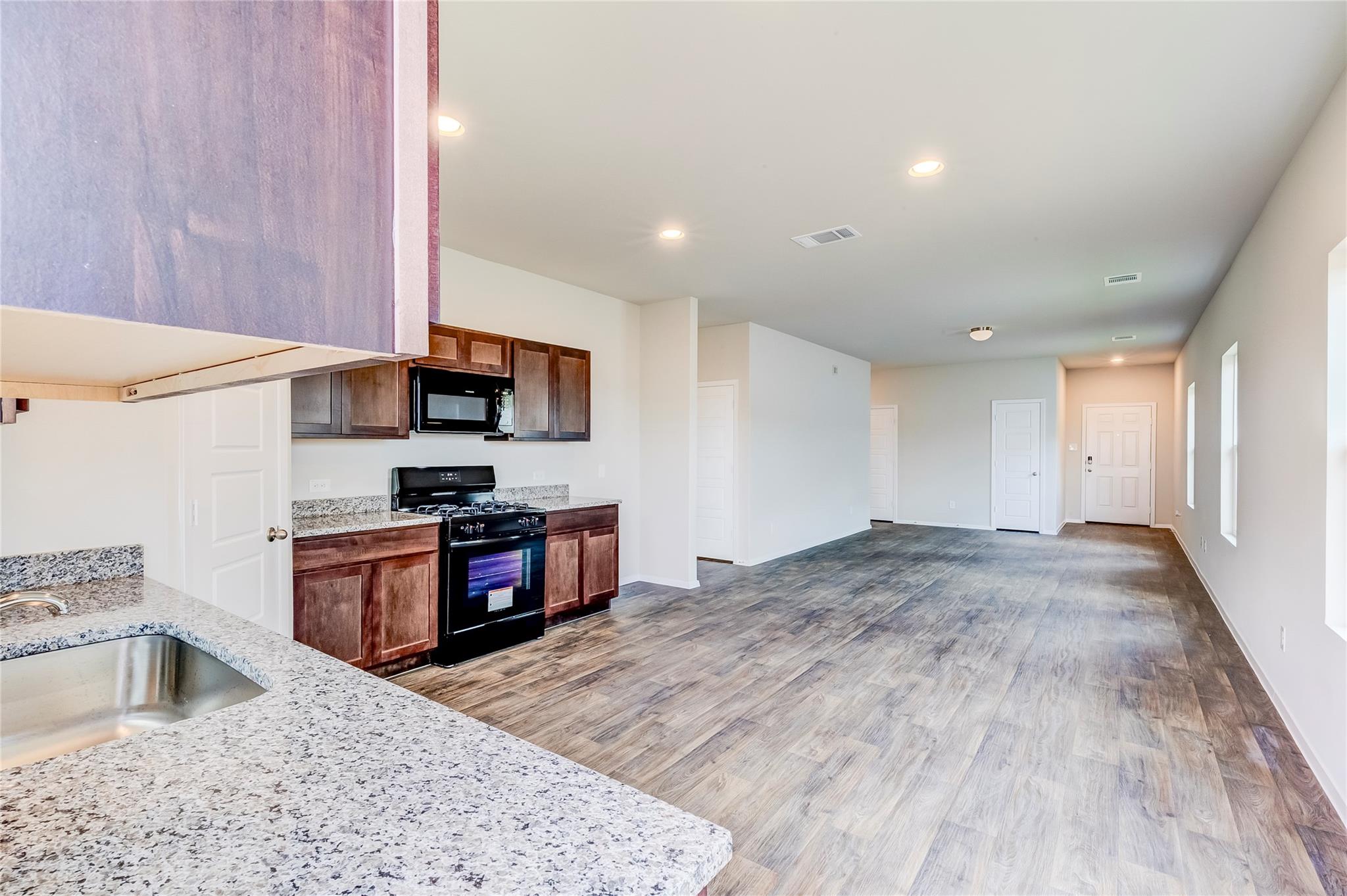 274 Jade St, Maxwell, TX 78656