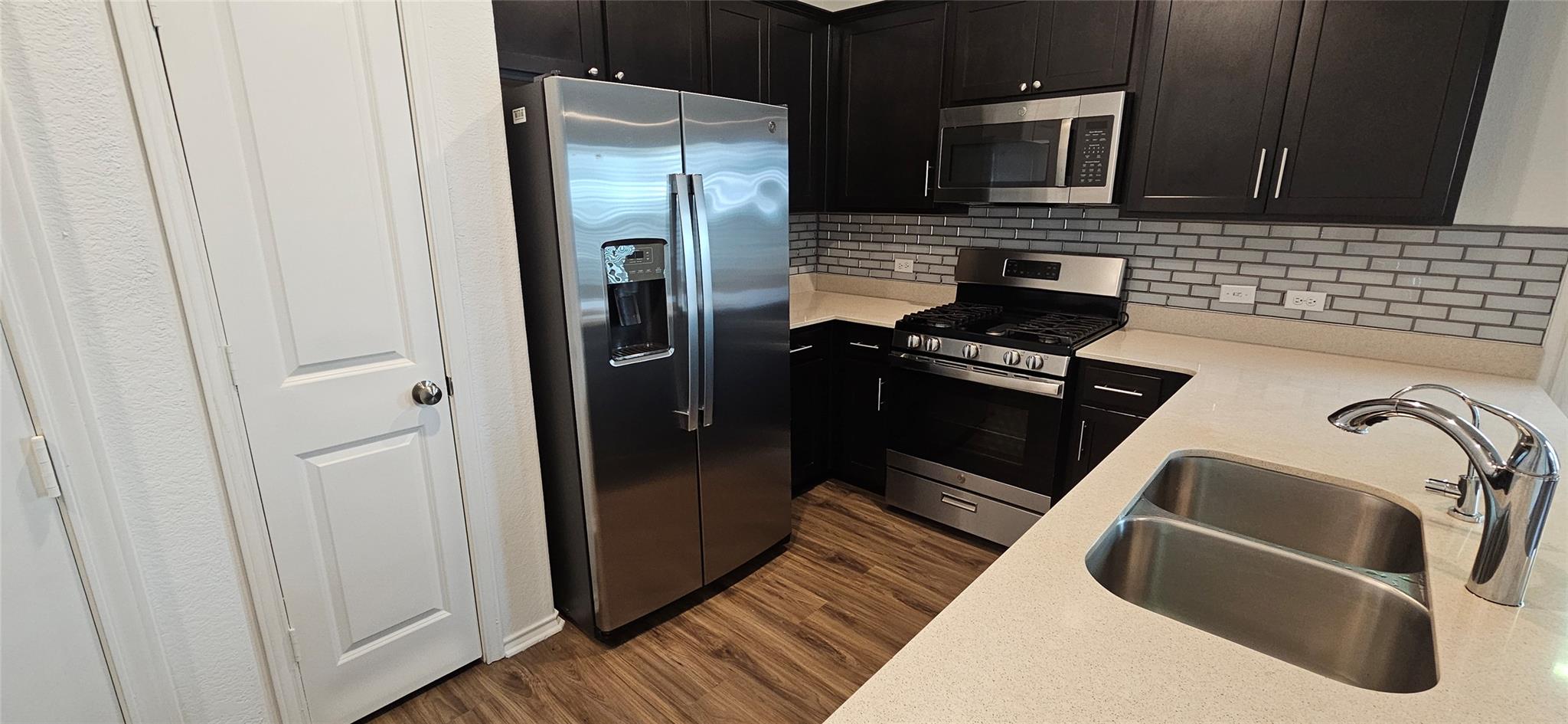 325 Geode Gln, San Marcos, TX 78656