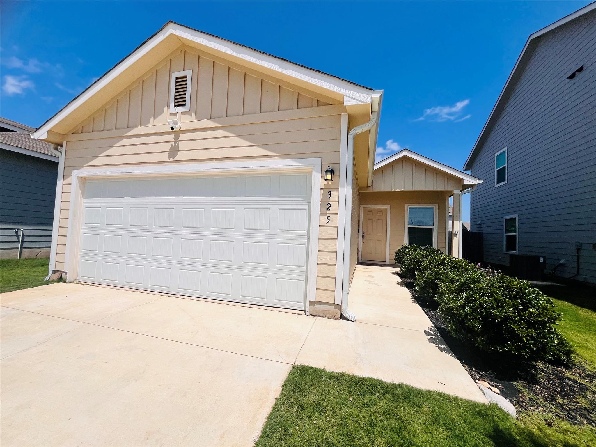 325 Geode Gln, San Marcos, TX 78656
