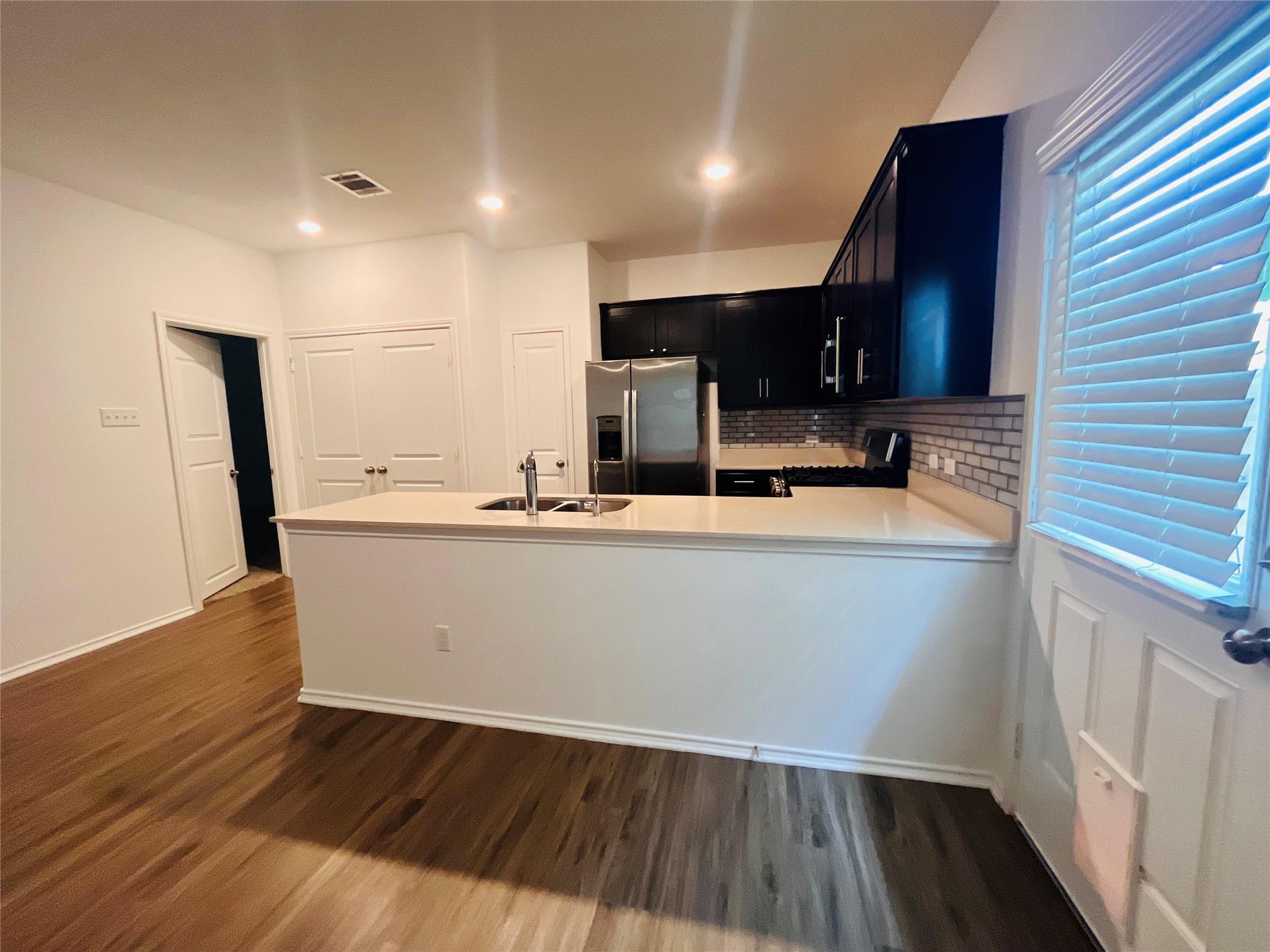 325 Geode Gln, San Marcos, TX 78656