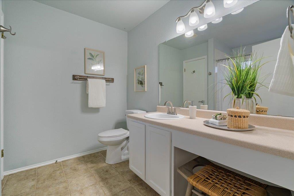 2102 GARRISON Dr, Leander, TX 78641