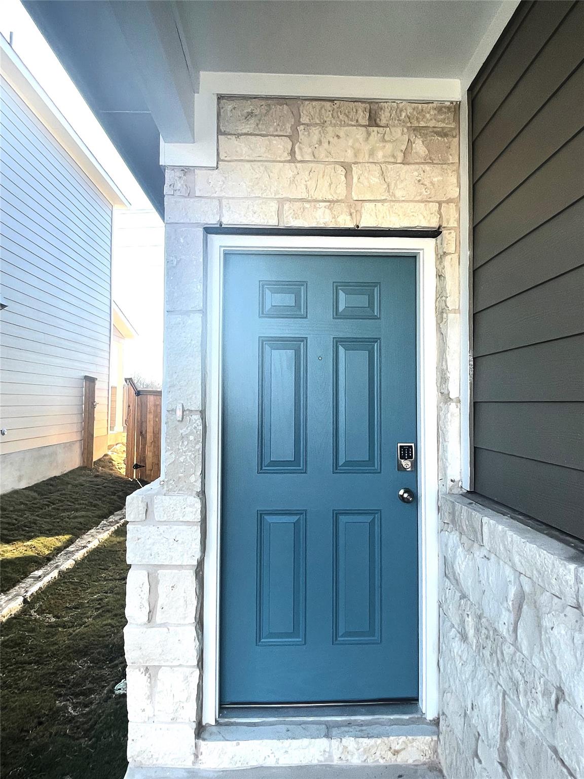 121 Old Stagecoach Rd, Jarrell, TX 76537