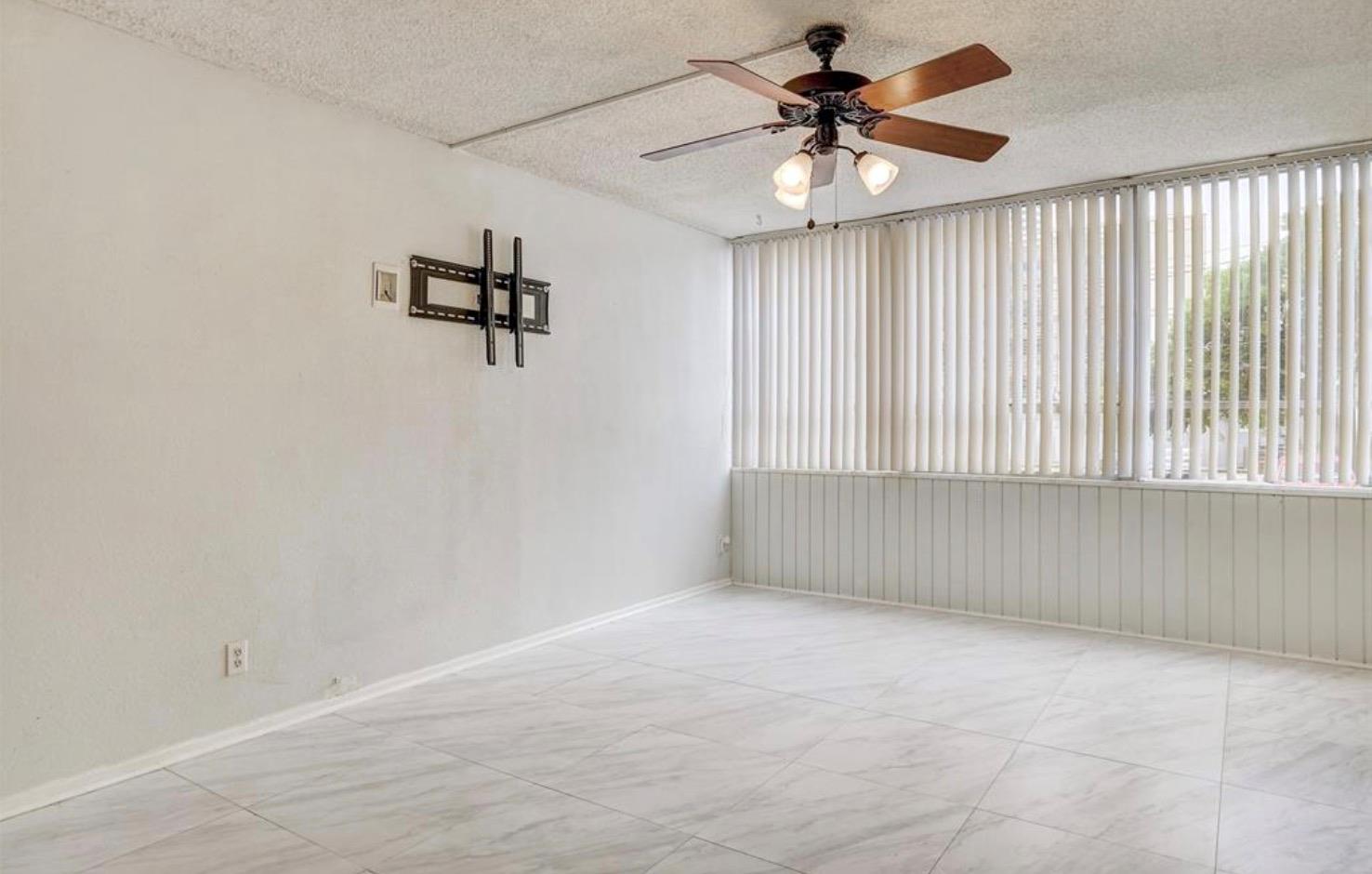 1800 Lavaca St # A-106, Austin, TX 78701