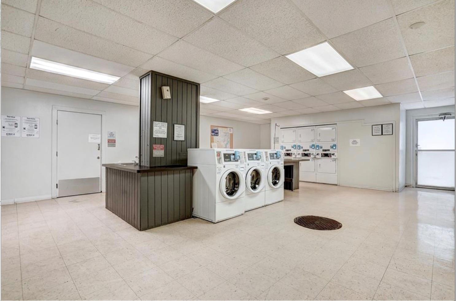 1800 Lavaca St # A-106, Austin, TX 78701