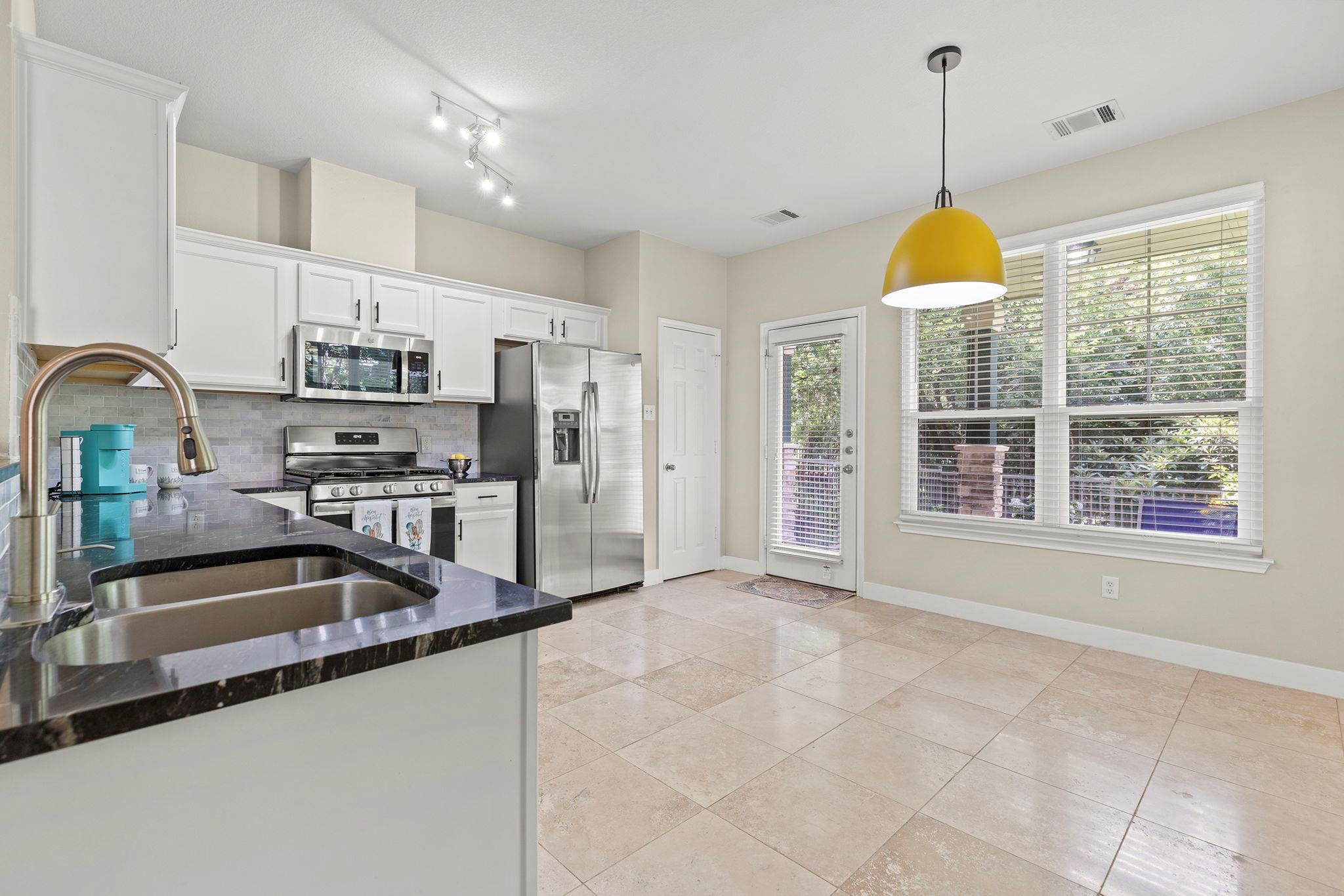1481 E Old Settlers Blvd # 1802, Round Rock, TX 78664