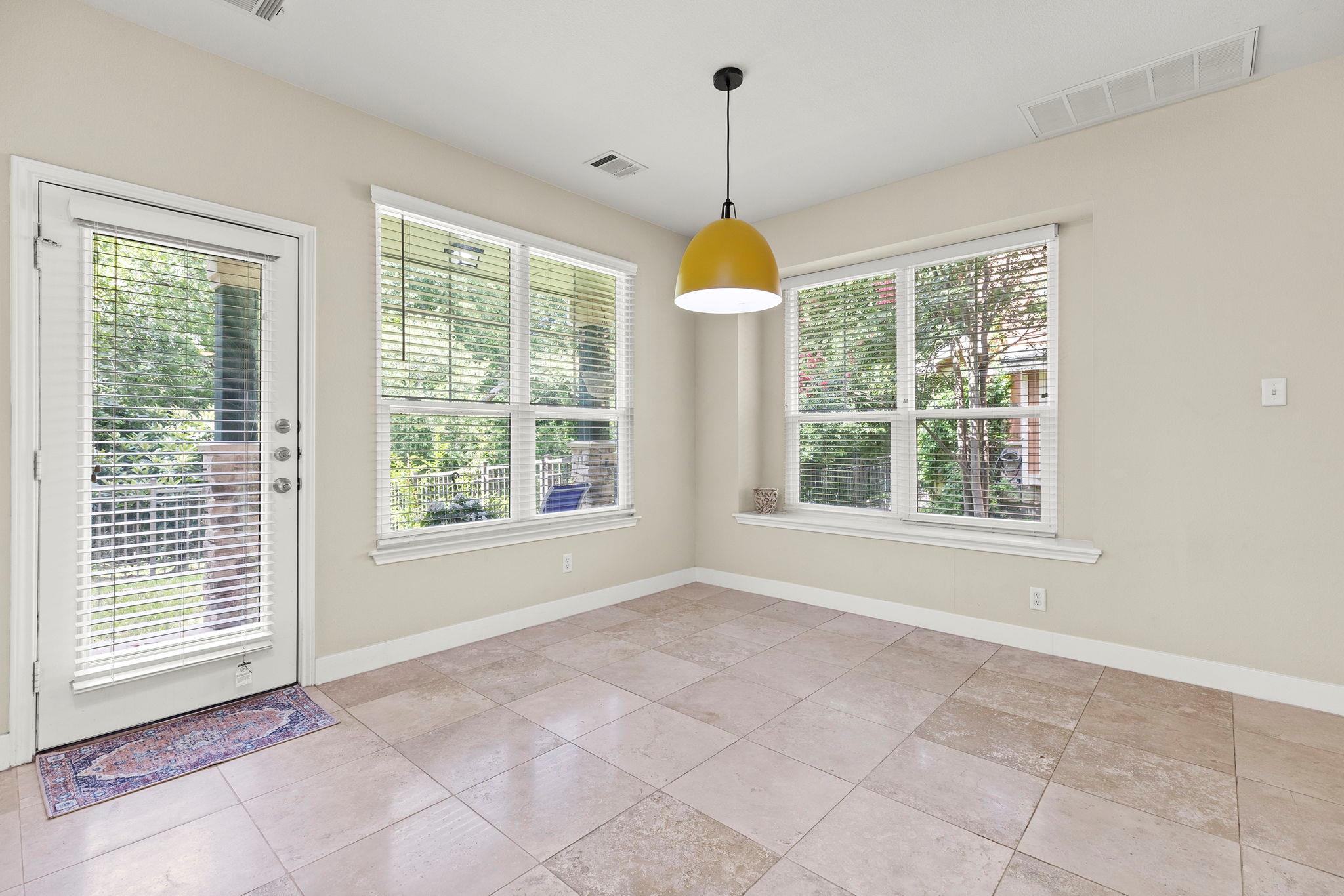 1481 E Old Settlers Blvd # 1802, Round Rock, TX 78664
