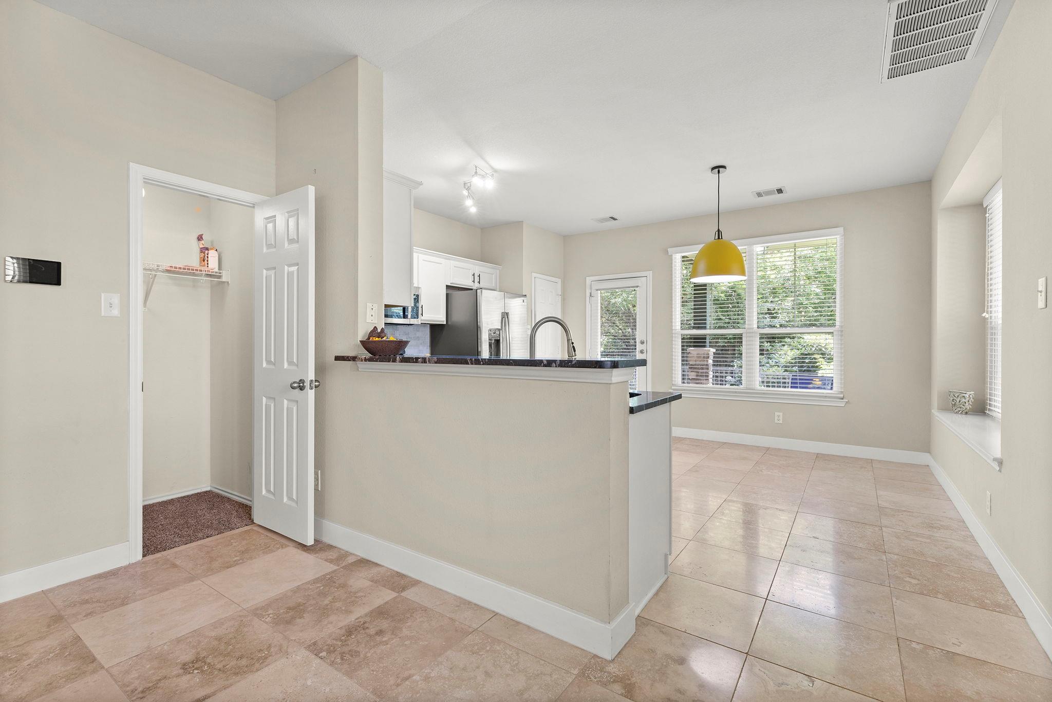 1481 E Old Settlers Blvd # 1802, Round Rock, TX 78664