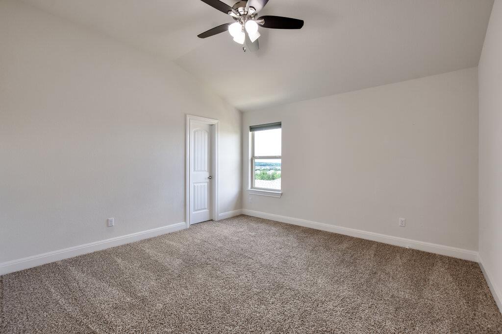 2521 Blended Tree Ranch Dr, Leander, TX 78641