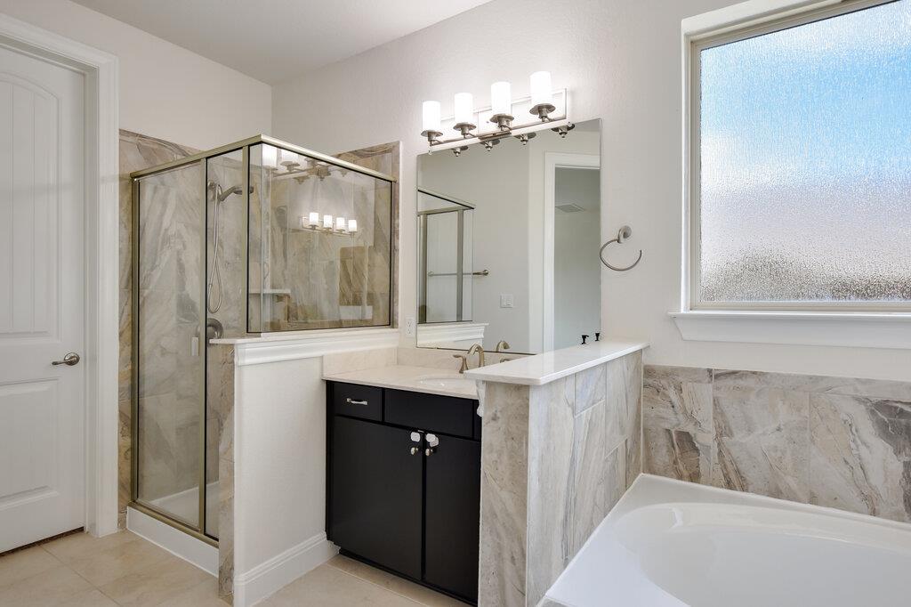 2521 Blended Tree Ranch Dr, Leander, TX 78641