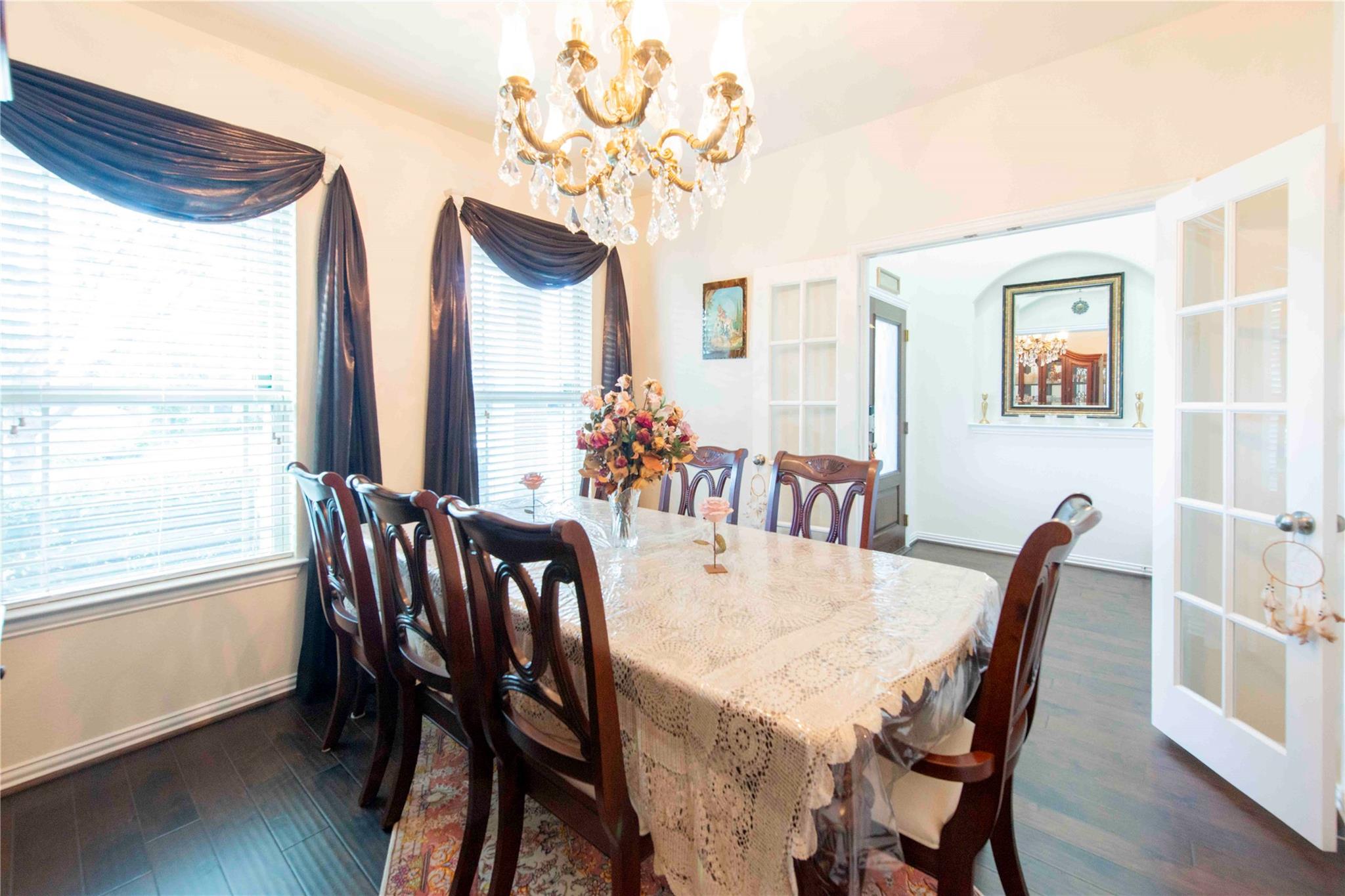 3661 Bainbridge St, Round Rock, TX 78681