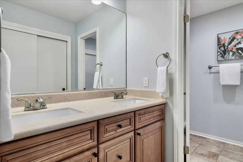 18231 Lakepoint Cv, Lago Vista, TX 78645