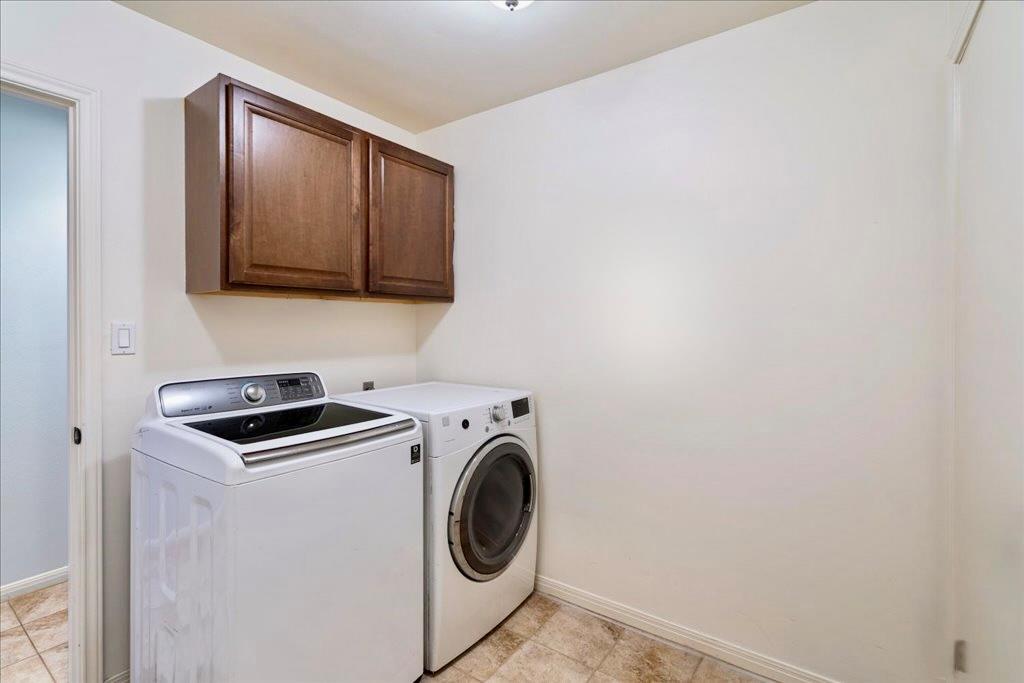 18231 Lakepoint Cv, Lago Vista, TX 78645