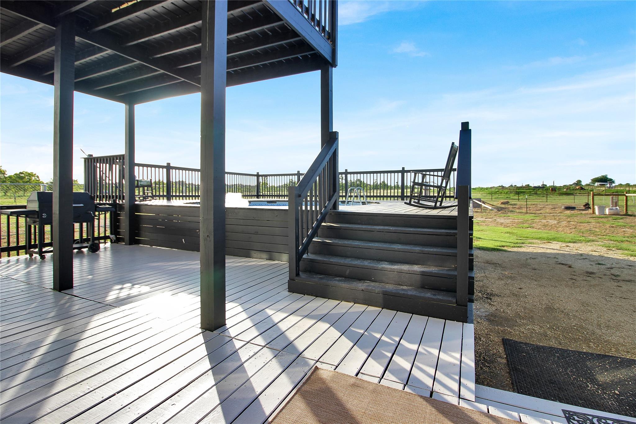 735 County Road 304, Jarrell, TX 76537