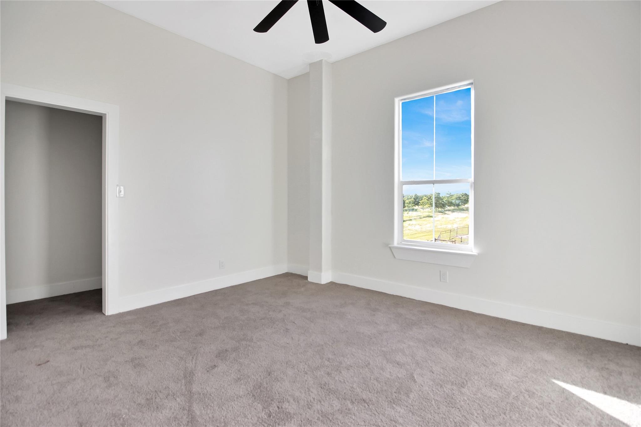 735 County Road 304, Jarrell, TX 76537