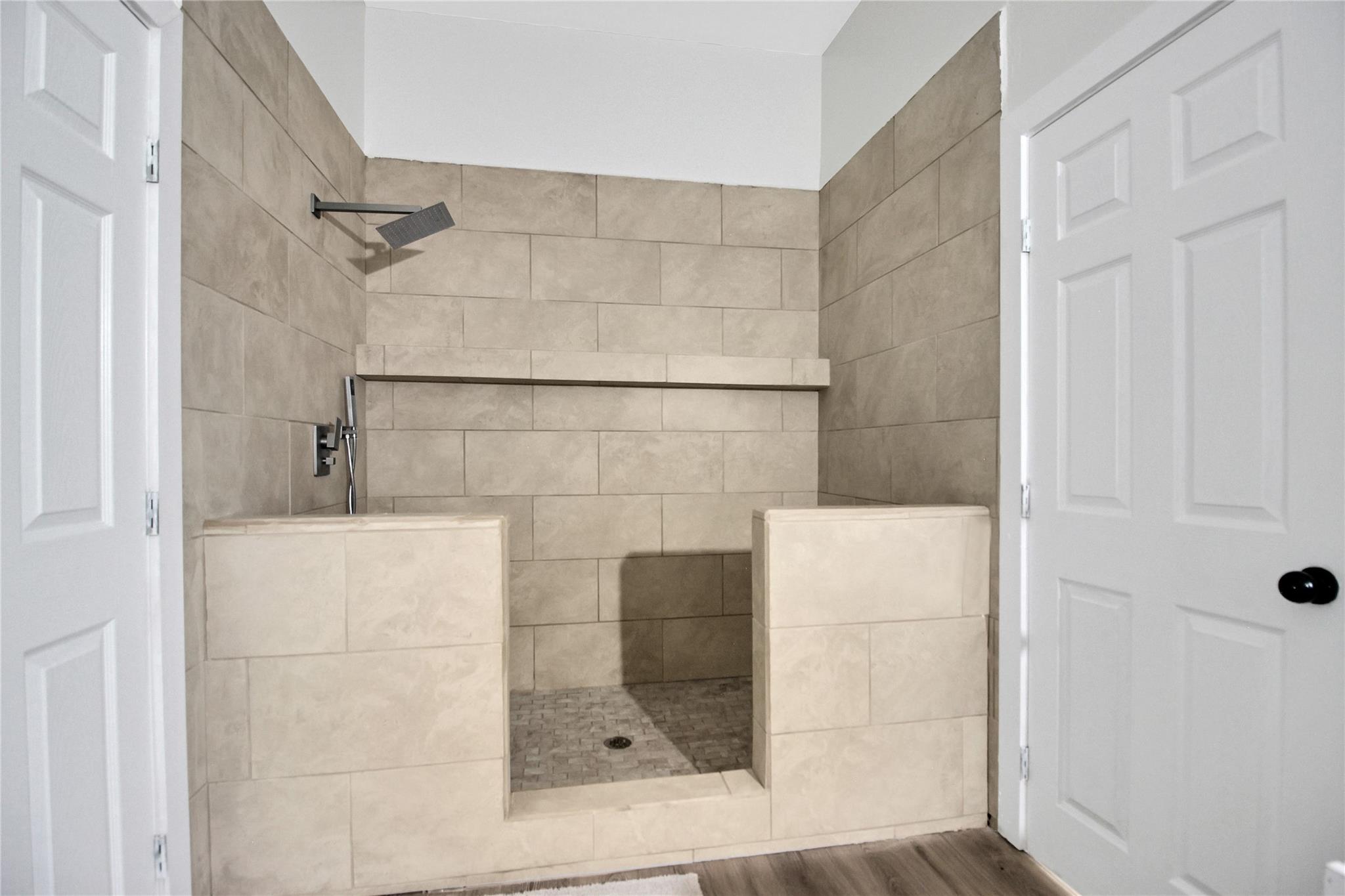 735 County Road 304, Jarrell, TX 76537