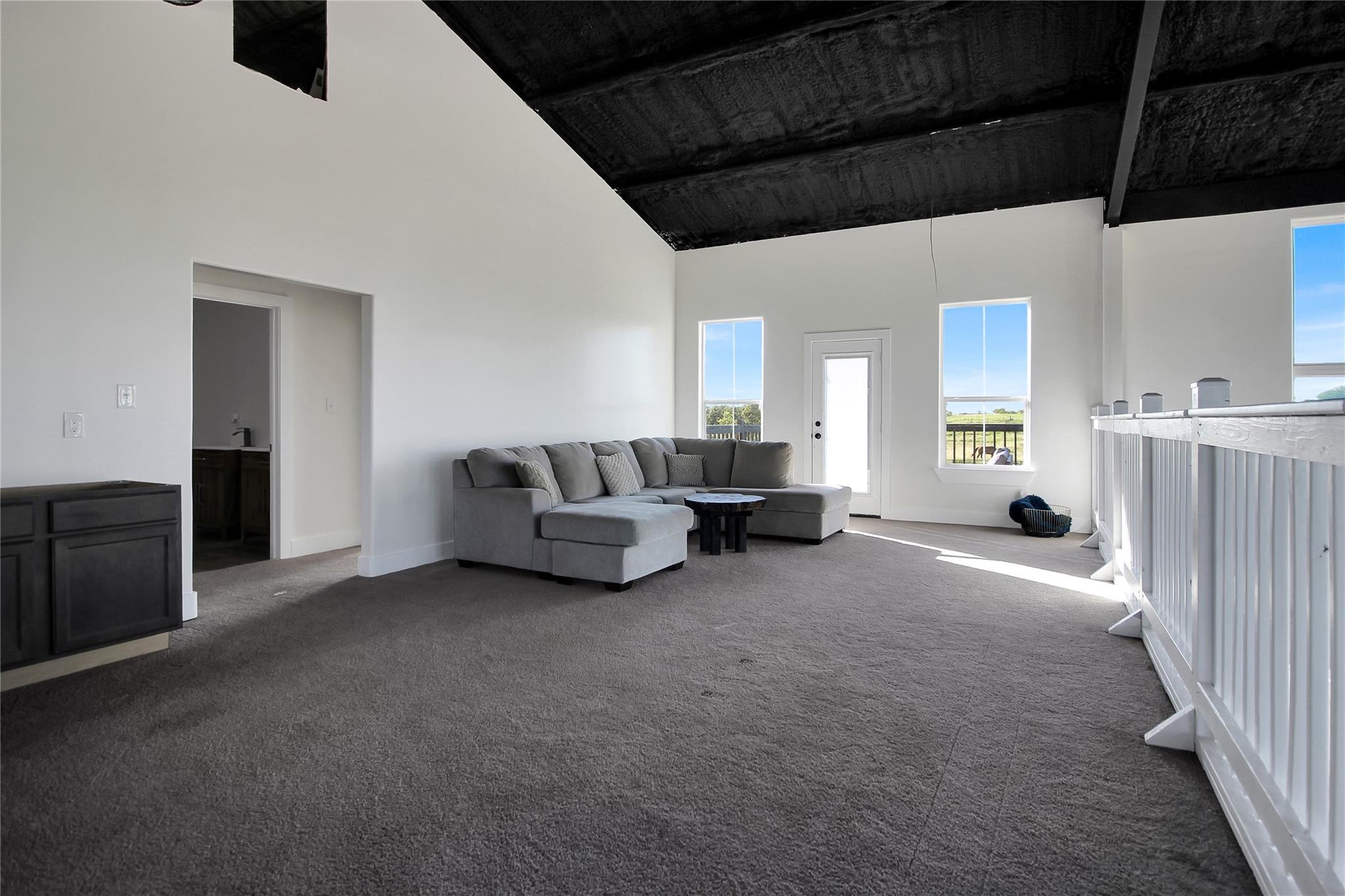 735 County Road 304, Jarrell, TX 76537