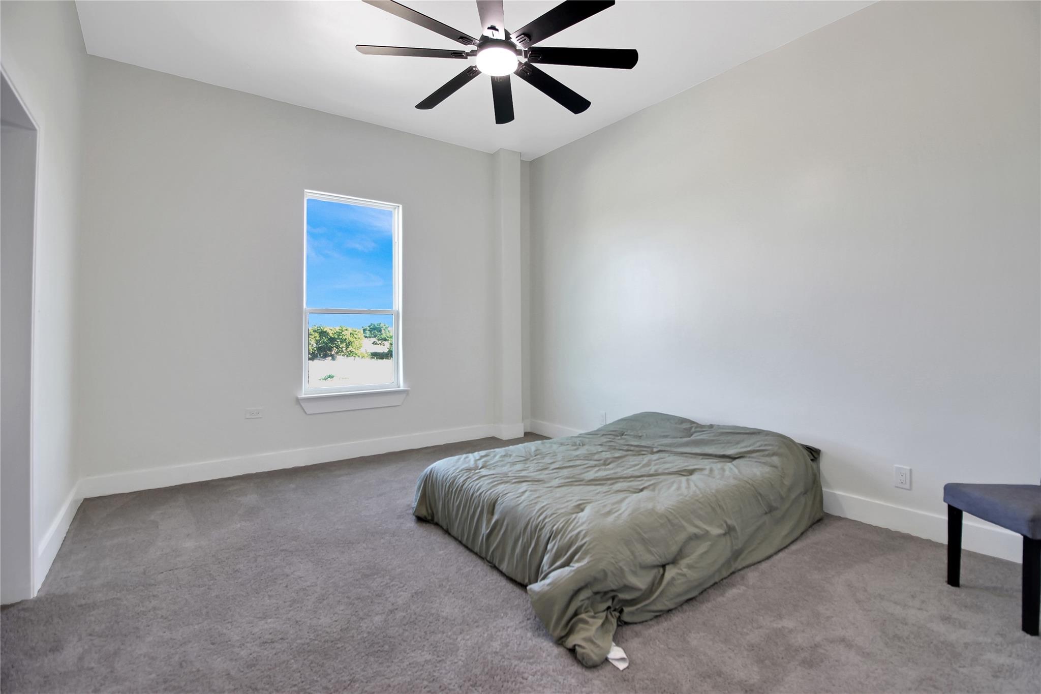 735 County Road 304, Jarrell, TX 76537