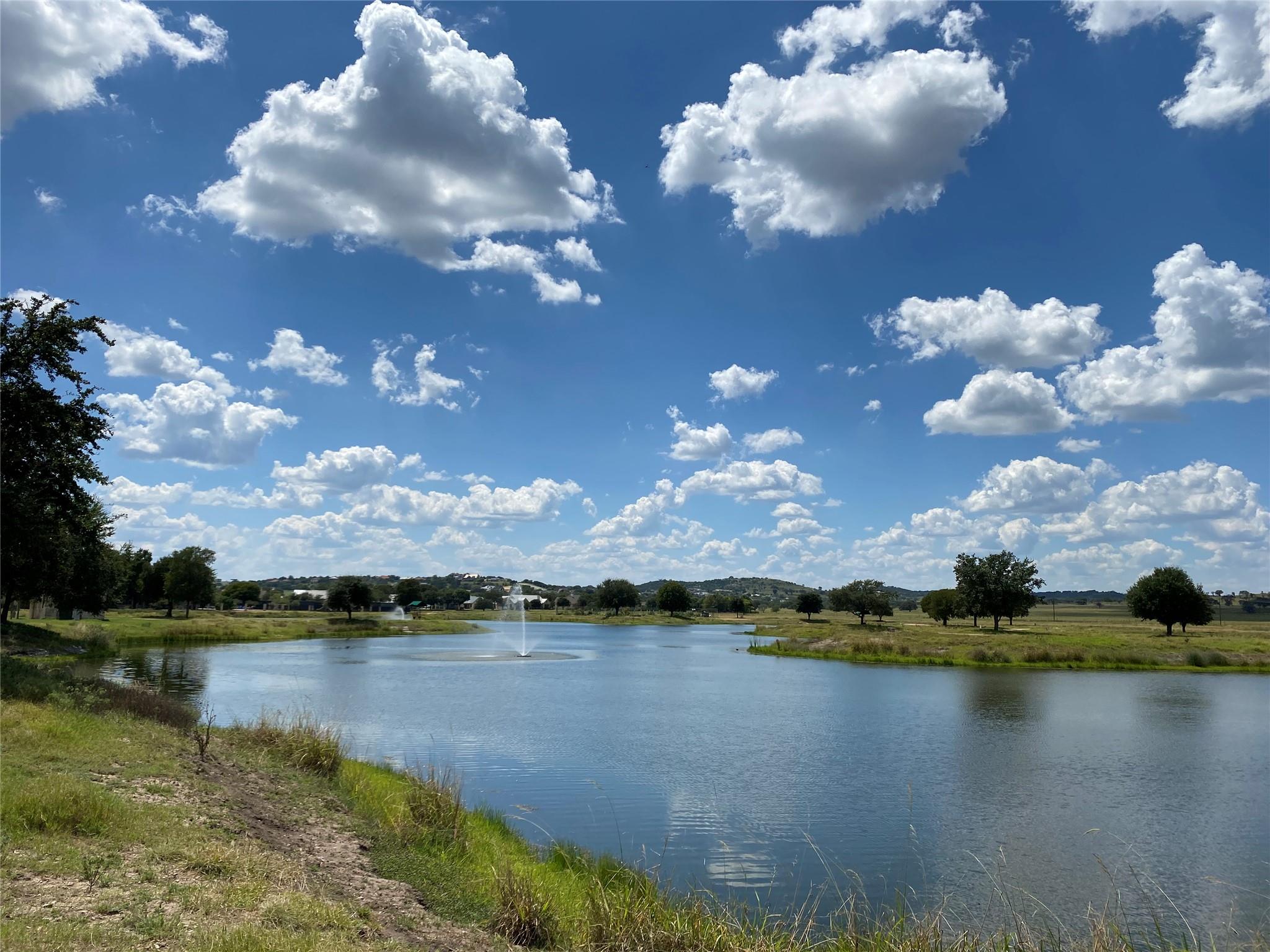 3907 Kite Dr, Kerrville, TX 78028