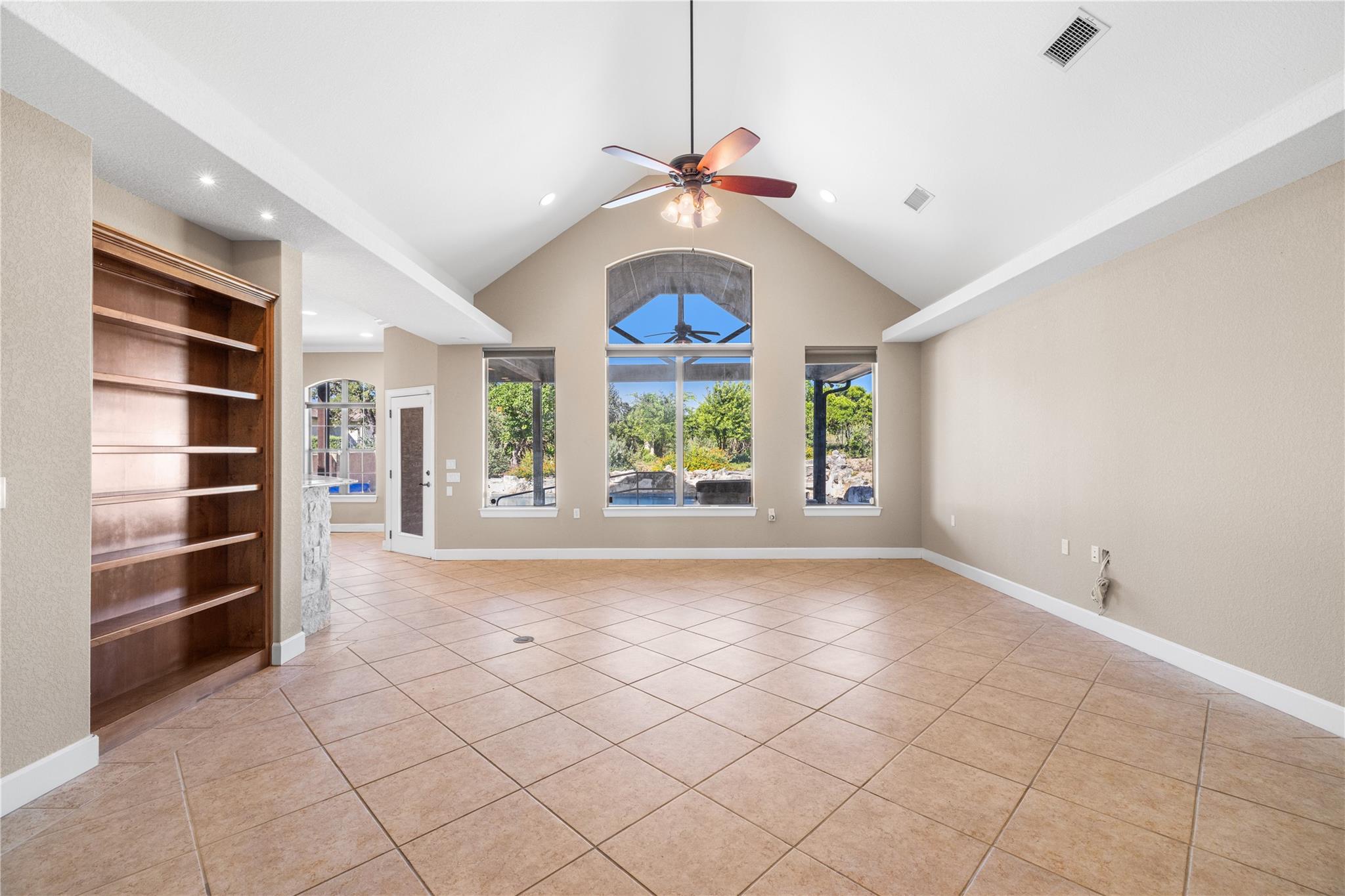 3907 Kite Dr, Kerrville, TX 78028