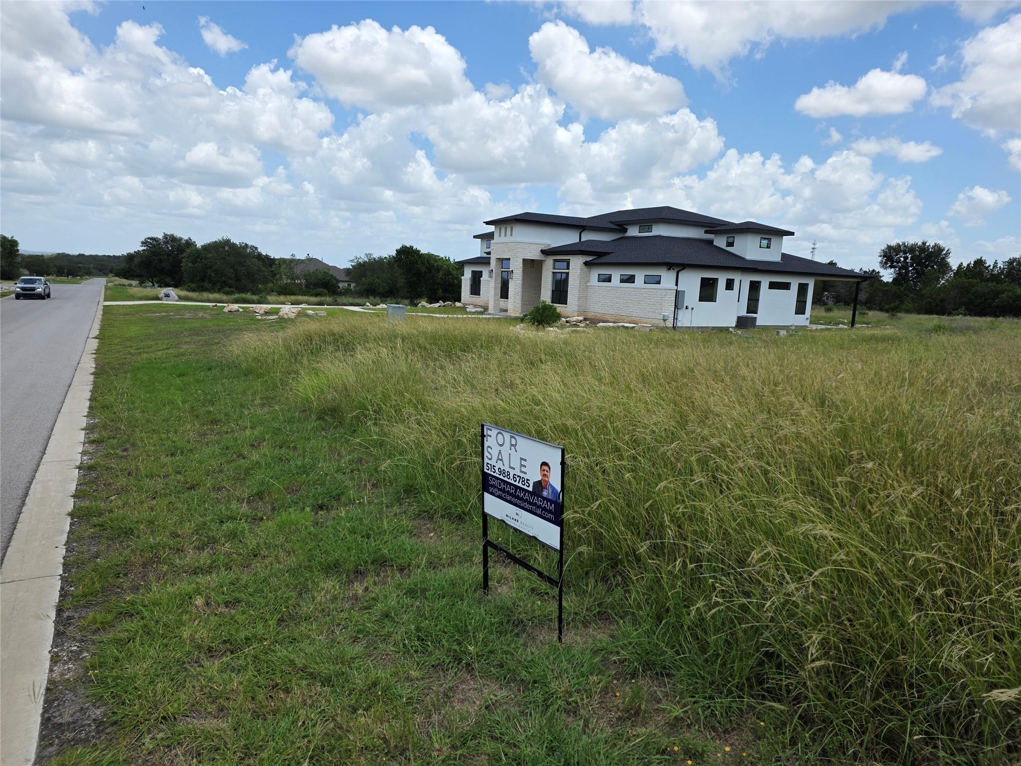 241 Spicewood Trails Dr, Spicewood, TX 78669