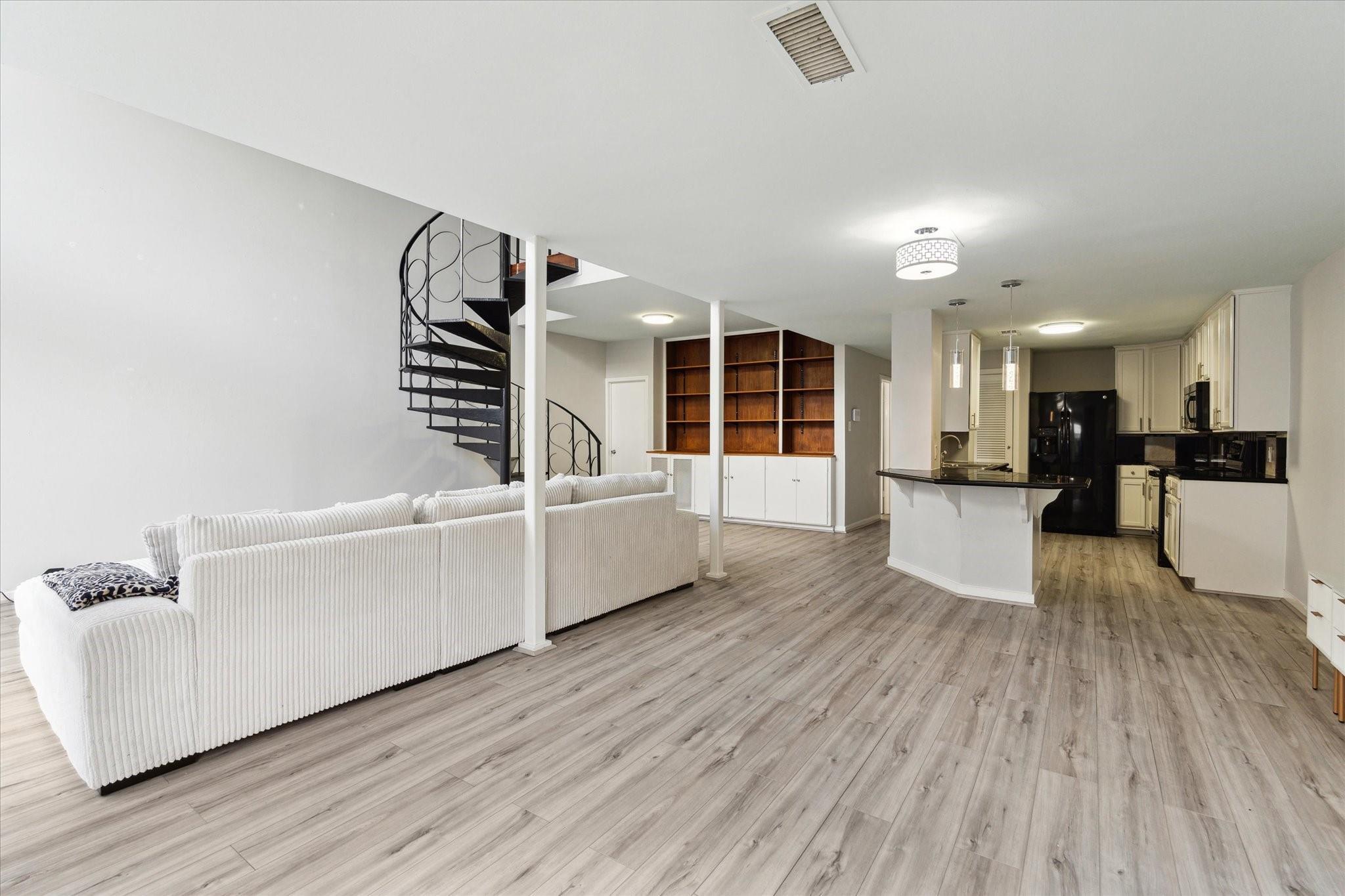 3300 Yorktown St # 13, Houston, TX 77056