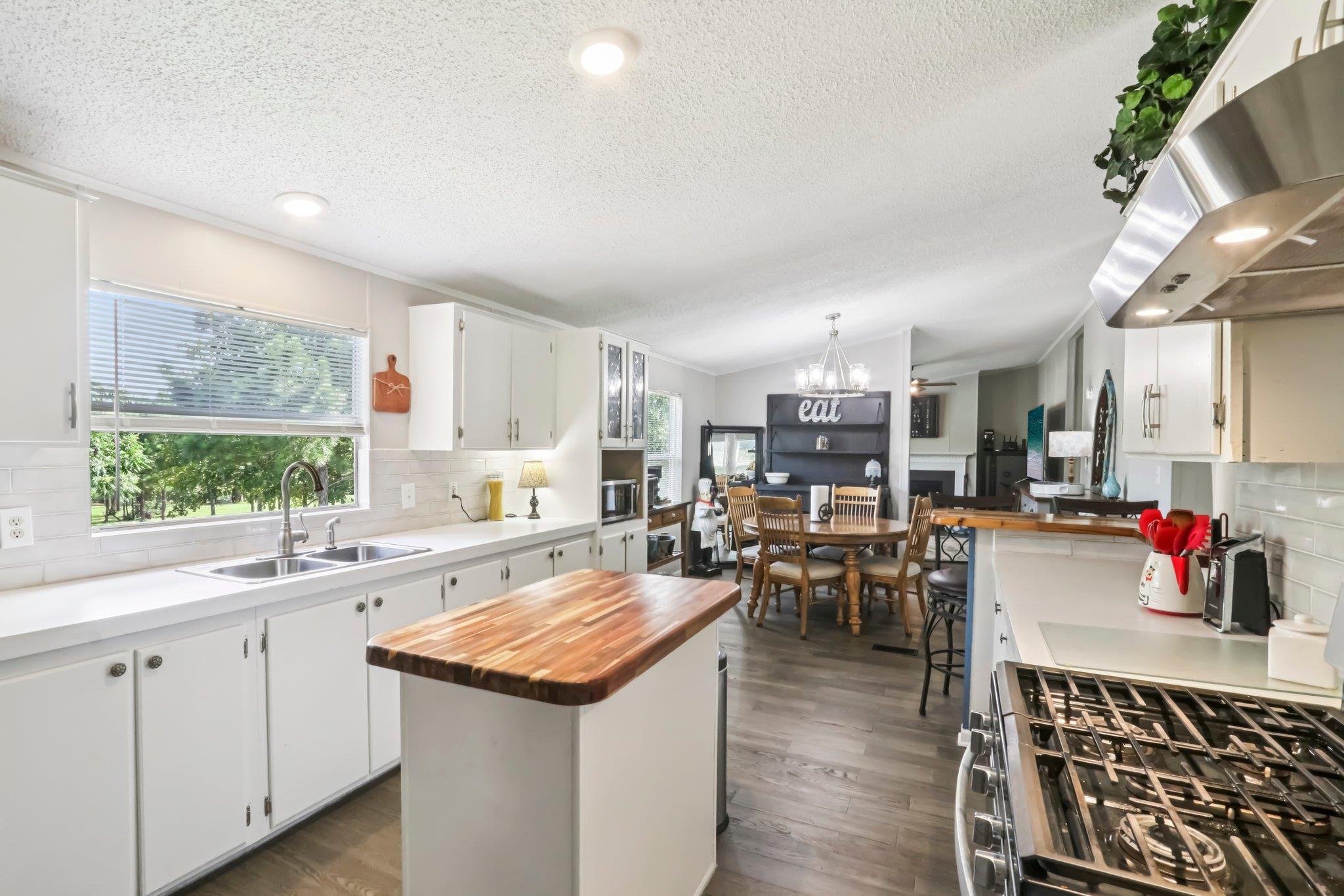 188 William Higgins Dr, Bastrop, TX 78602